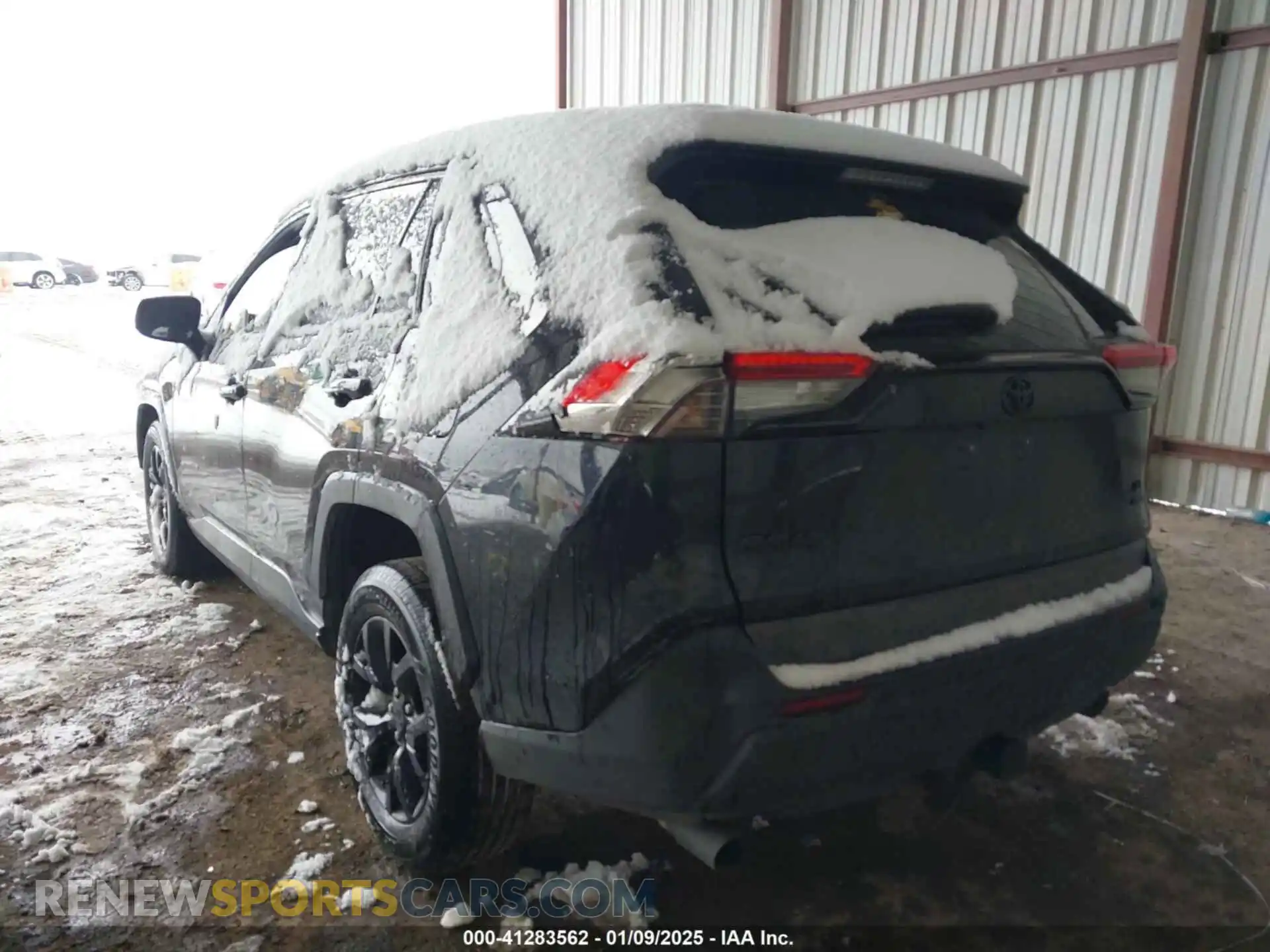 3 Photograph of a damaged car 2T3F1RFV8MC195086 TOYOTA RAV4 2021