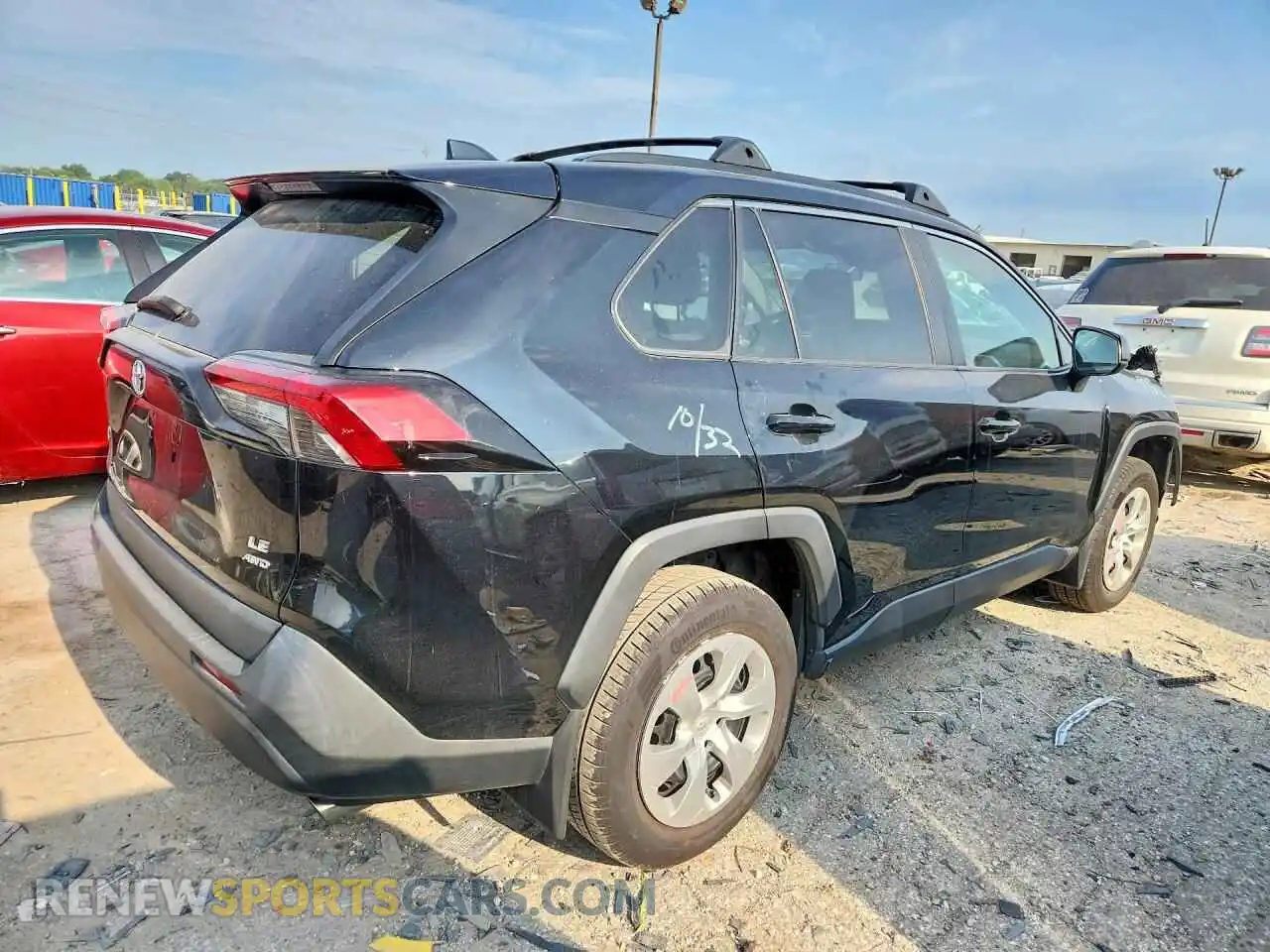 3 Photograph of a damaged car 2T3F1RFV8MC239247 TOYOTA RAV4 2021