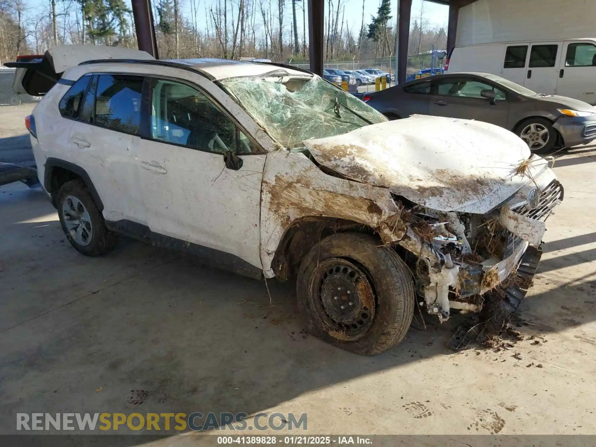 1 Photograph of a damaged car 2T3F1RFV8MW201225 TOYOTA RAV4 2021