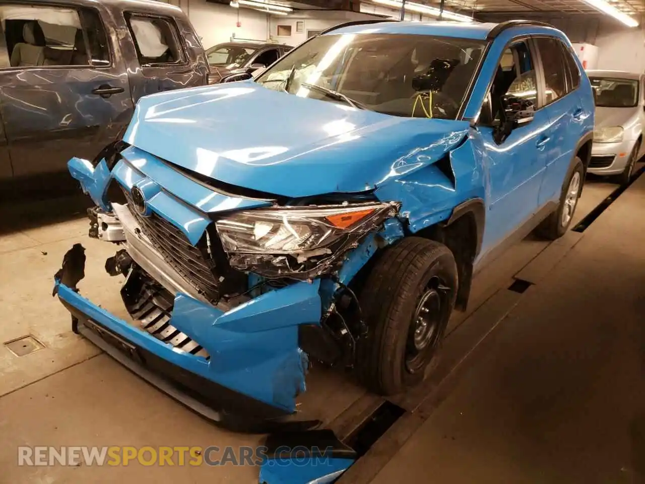 2 Photograph of a damaged car 2T3F1RFV8MW232054 TOYOTA RAV4 2021