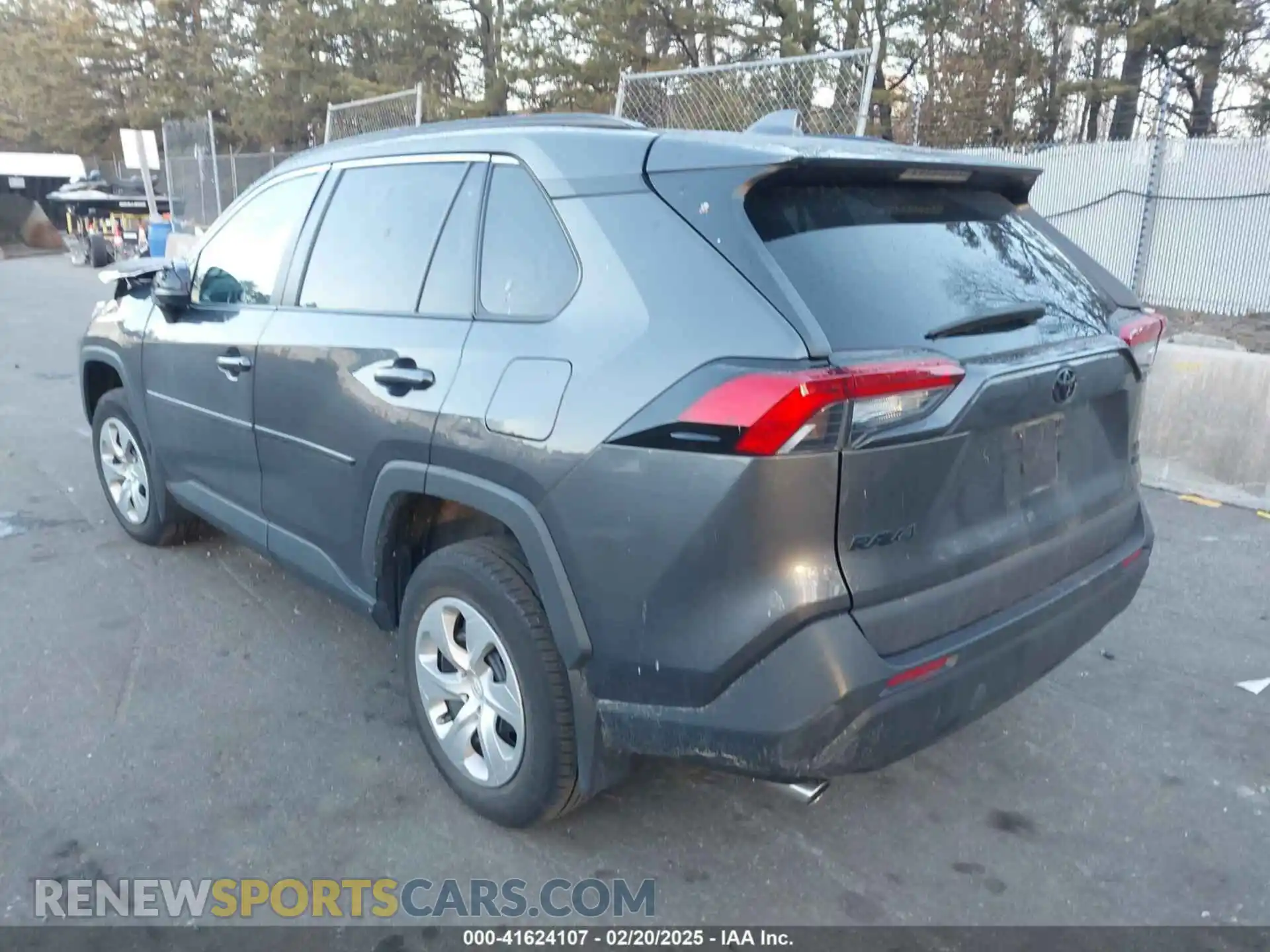 3 Photograph of a damaged car 2T3F1RFV9MC166485 TOYOTA RAV4 2021