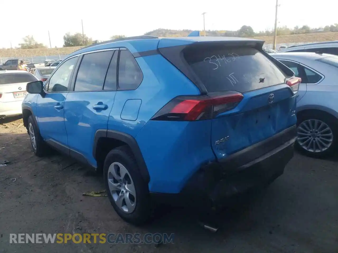 3 Photograph of a damaged car 2T3F1RFV9MW150026 TOYOTA RAV4 2021