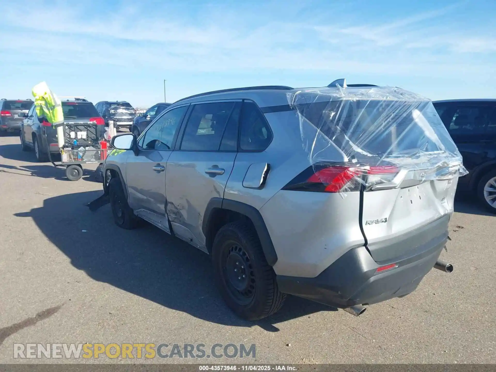 3 Photograph of a damaged car 2T3F1RFV9MW168249 TOYOTA RAV4 2021
