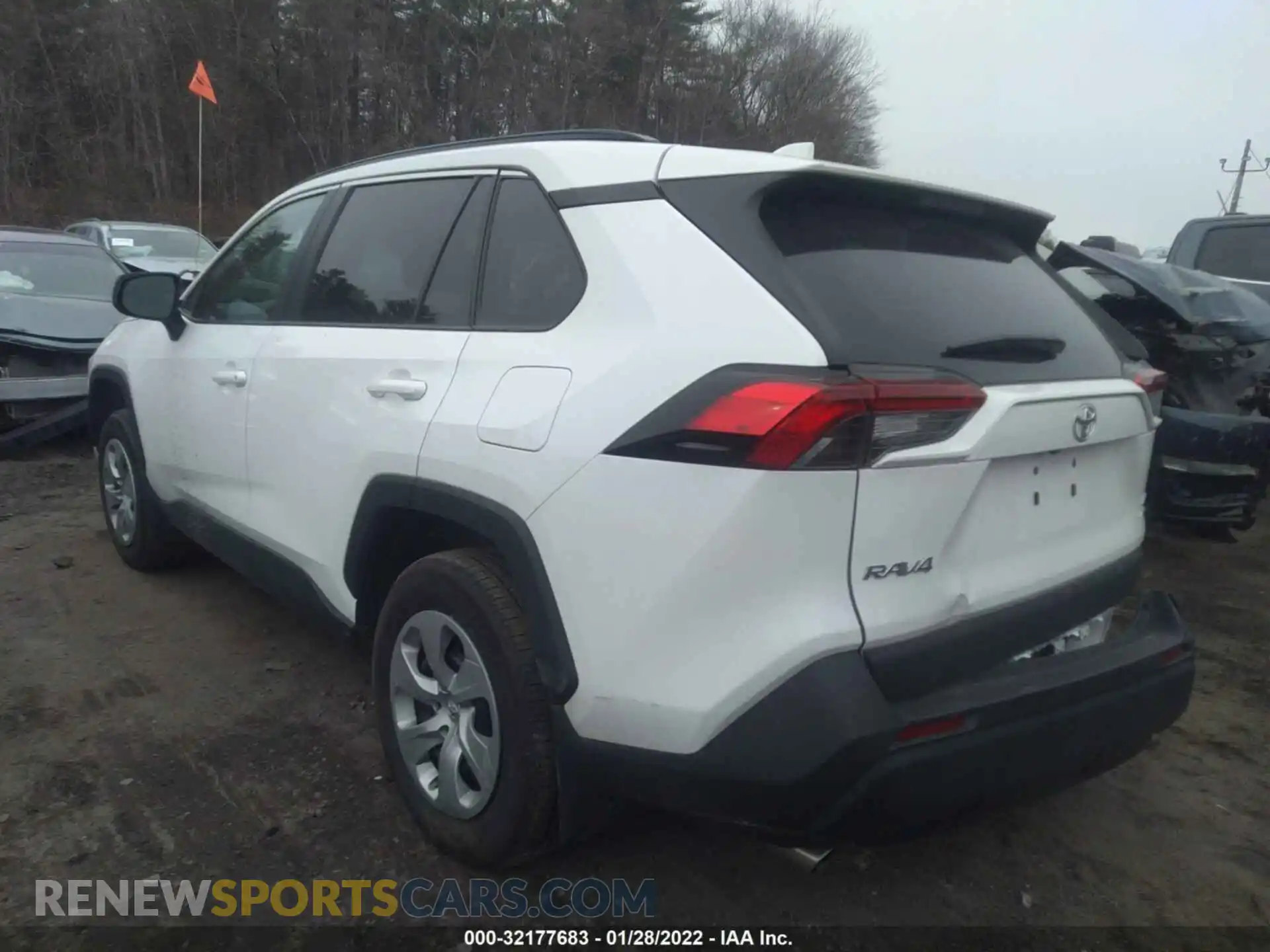 3 Photograph of a damaged car 2T3F1RFVXMC169928 TOYOTA RAV4 2021