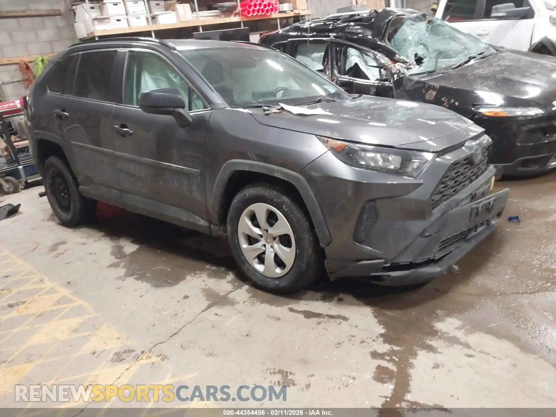 1 Photograph of a damaged car 2T3F1RFVXMC196093 TOYOTA RAV4 2021