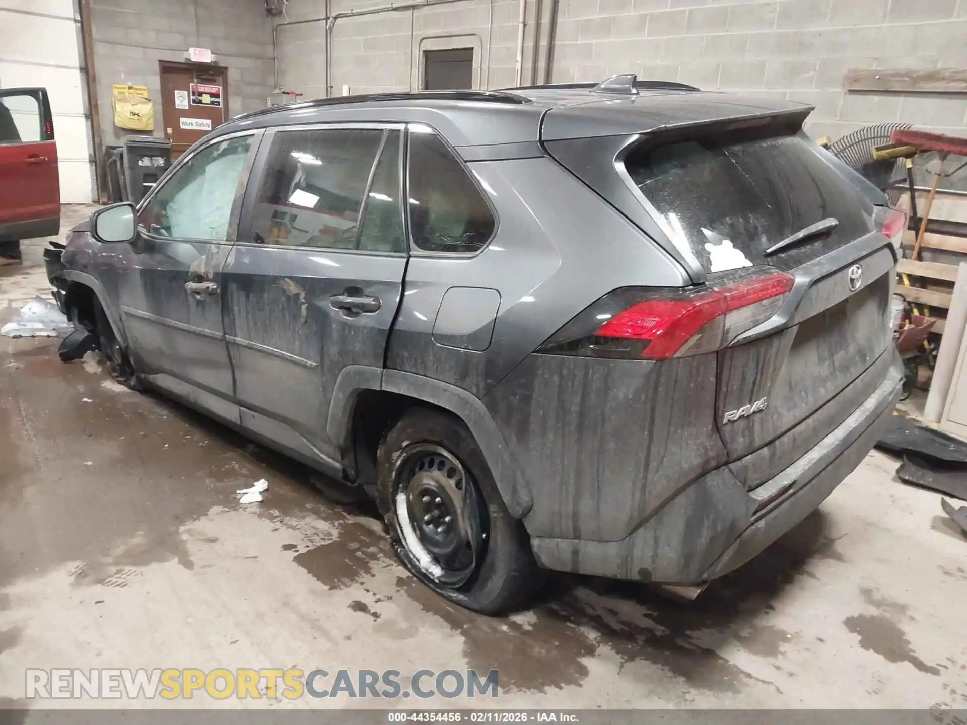 3 Photograph of a damaged car 2T3F1RFVXMC196093 TOYOTA RAV4 2021