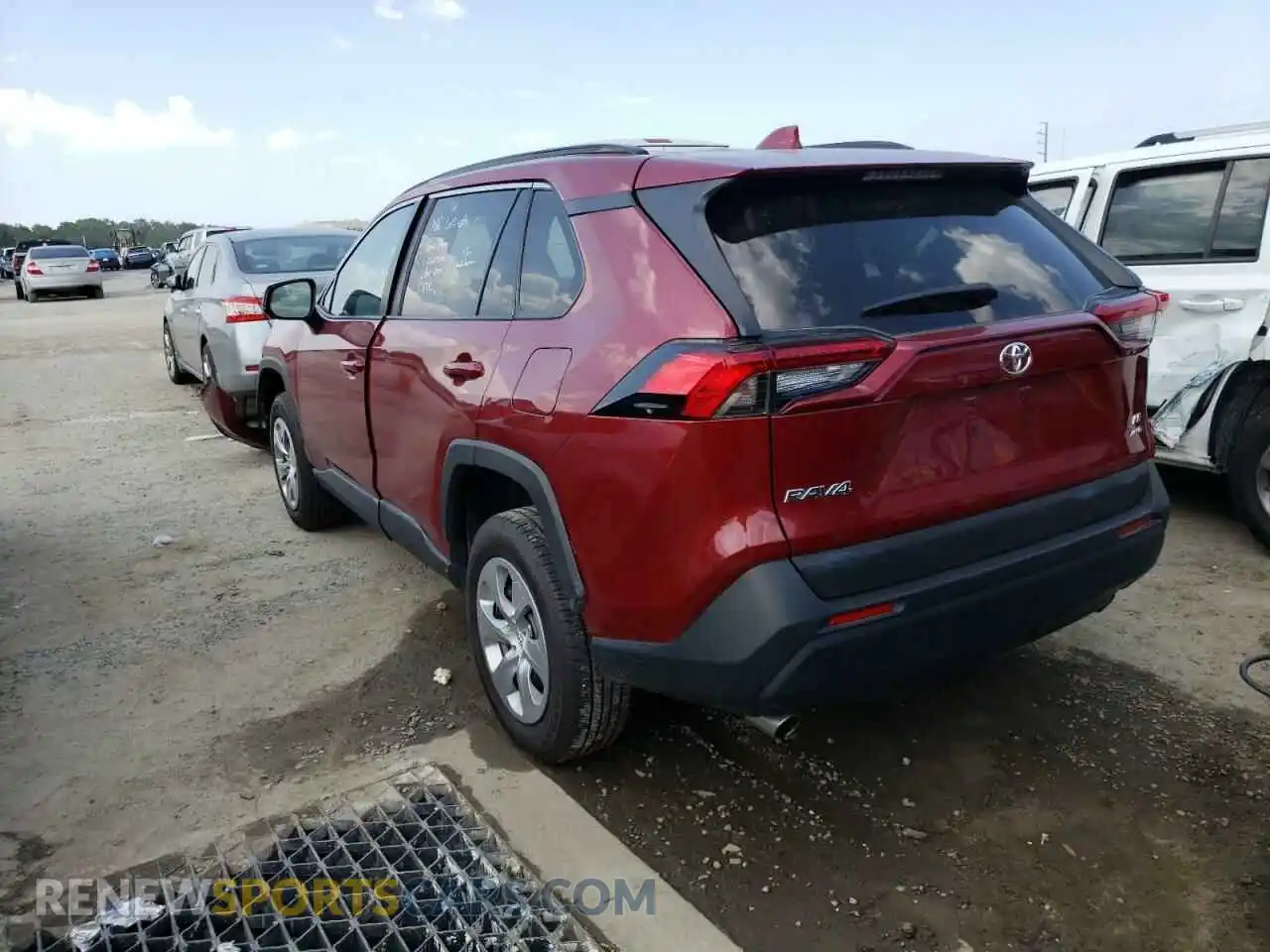 3 Photograph of a damaged car 2T3F1RFVXMW185223 TOYOTA RAV4 2021