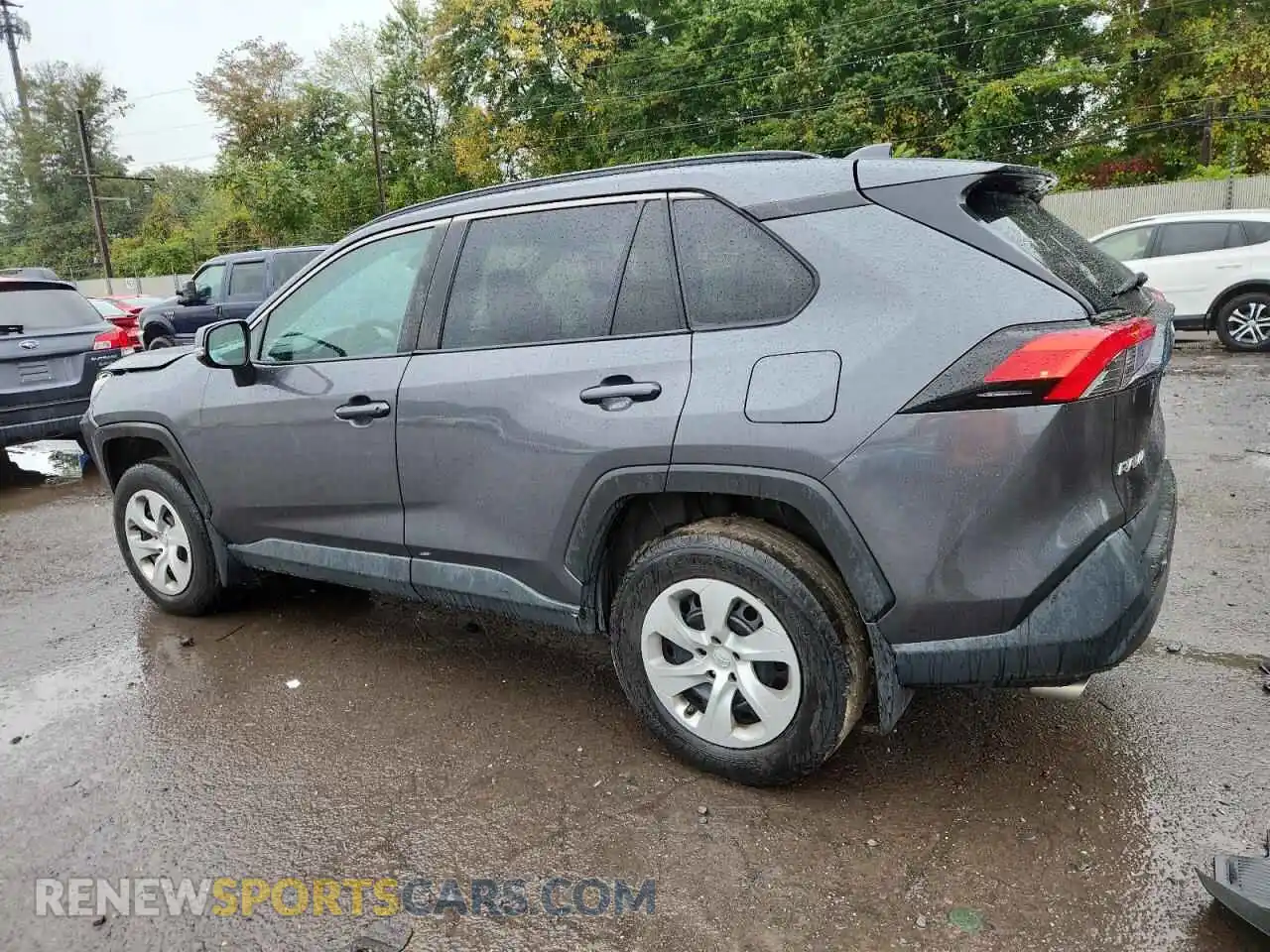 2 Photograph of a damaged car 2T3G1RFV0MC161647 TOYOTA RAV4 2021