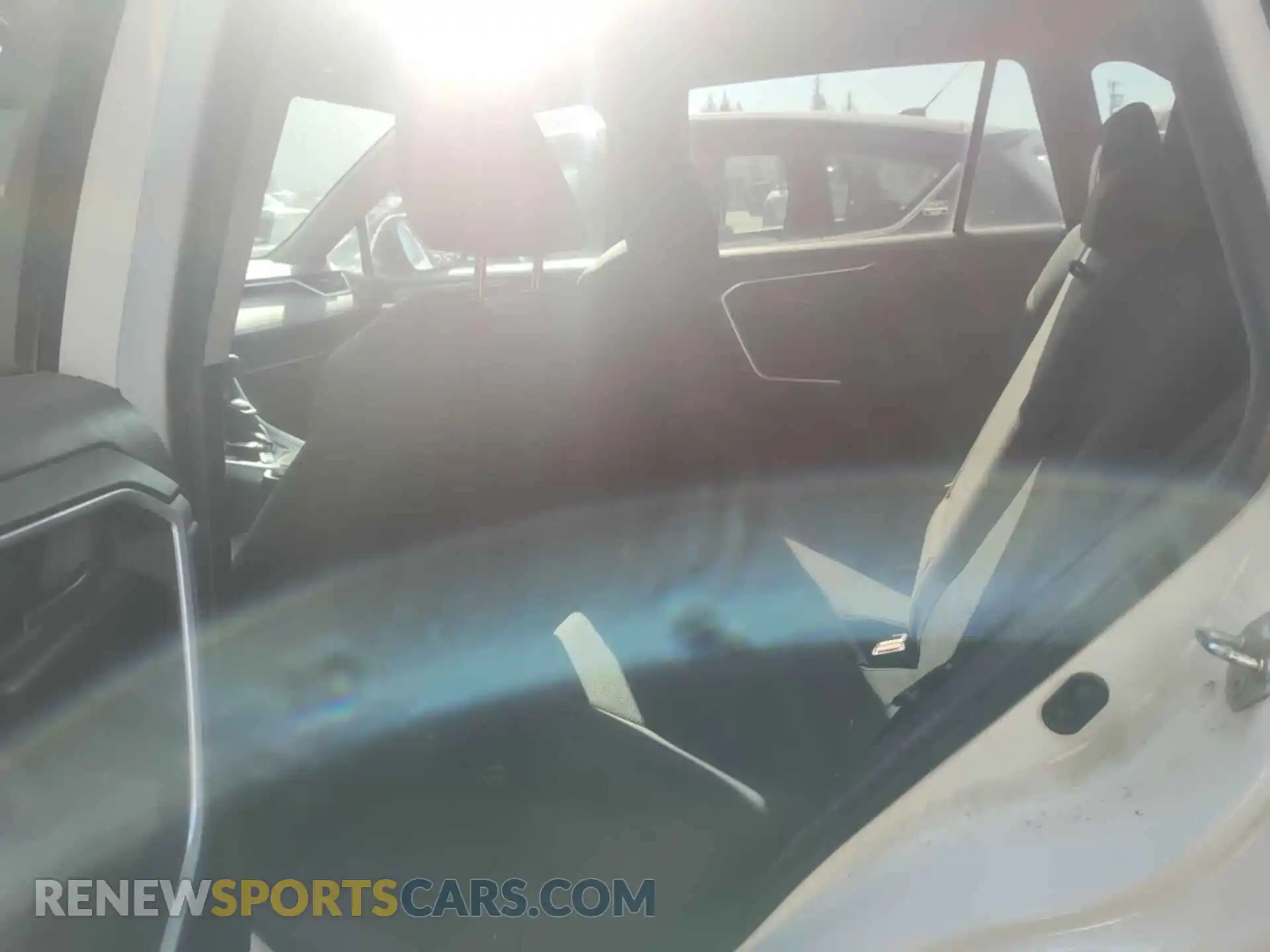 2 fotografías del automóvil dañado 2T3G1RFV0MC183017 TOYOTA RAV4 2021