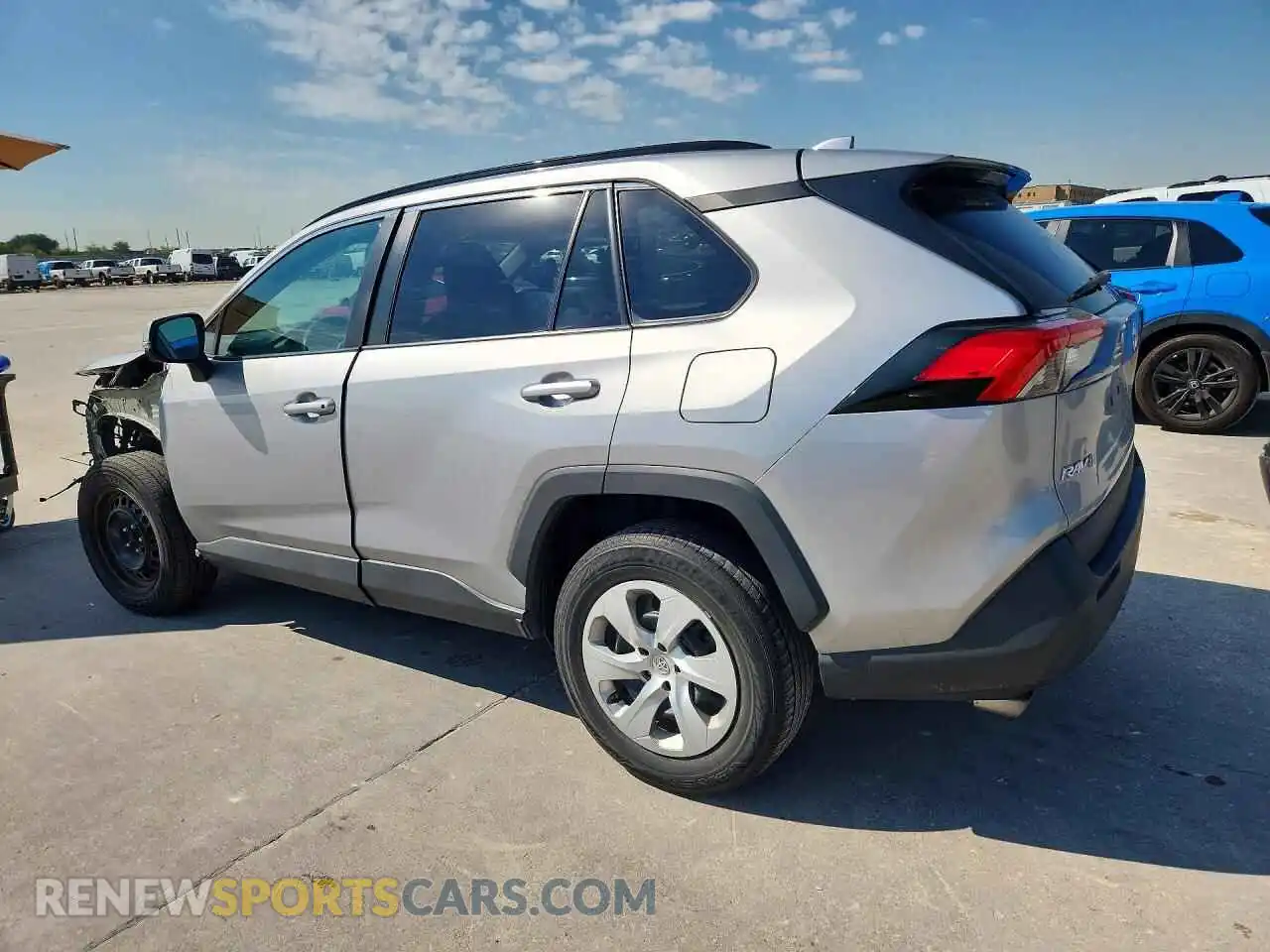 2 fotografías del automóvil dañado 2T3G1RFV1MC172365 TOYOTA RAV4 2021