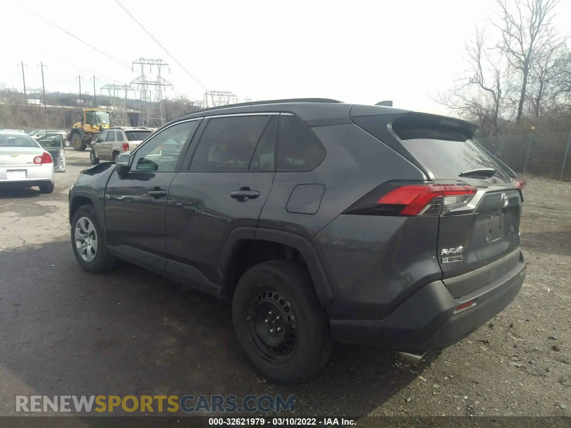 3 Photograph of a damaged car 2T3G1RFV1MW164376 TOYOTA RAV4 2021
