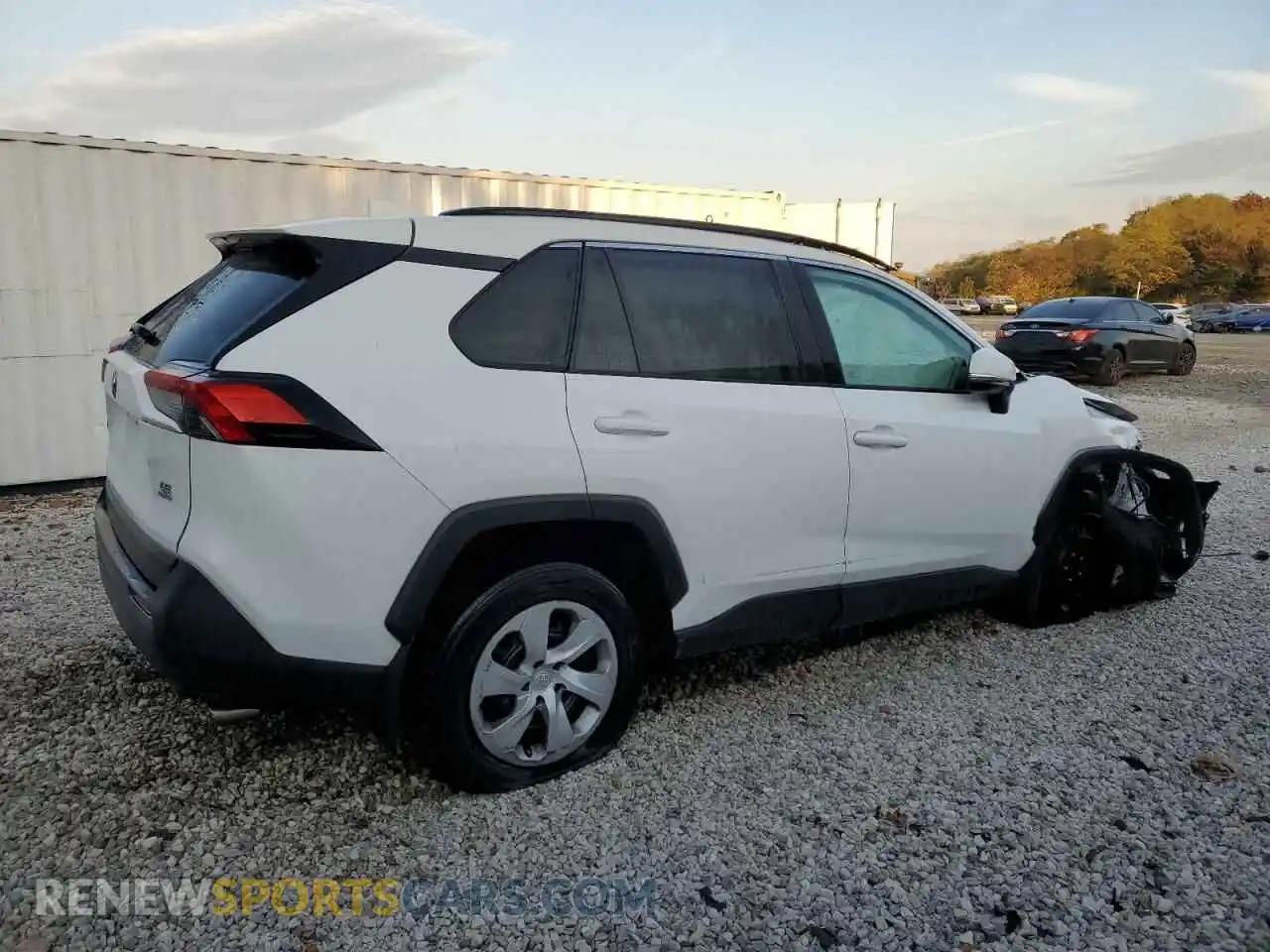 3 Photograph of a damaged car 2T3G1RFV2MC166011 TOYOTA RAV4 2021