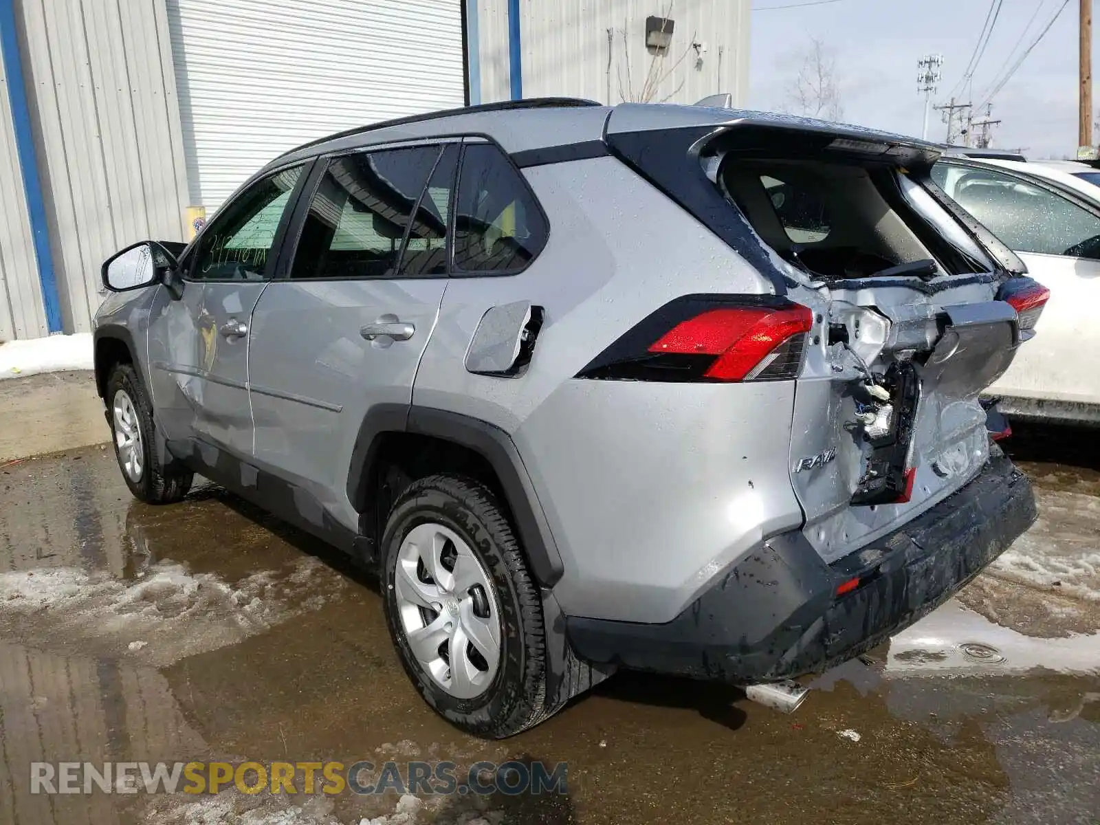 3 Photograph of a damaged car 2T3G1RFV2MW154990 TOYOTA RAV4 2021