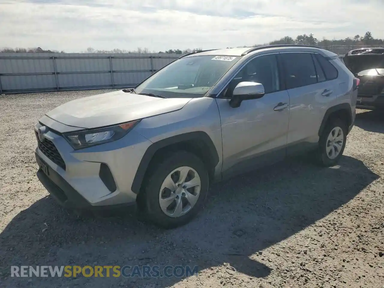 1 Photograph of a damaged car 2T3G1RFV2MW218784 TOYOTA RAV4 2021