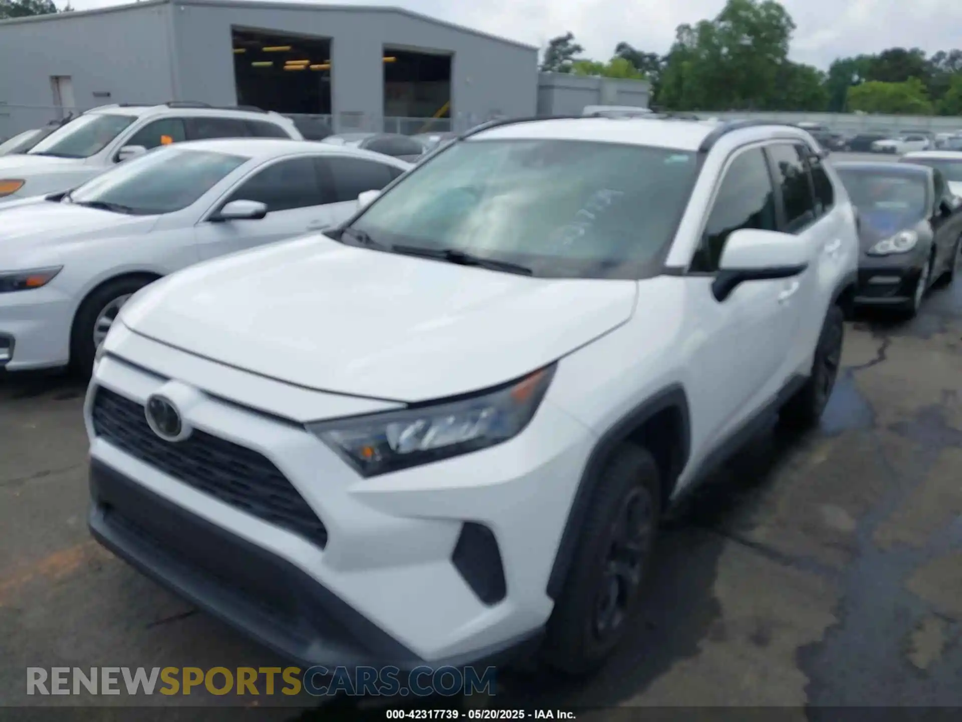 2 Photograph of a damaged car 2T3G1RFV3MC170262 TOYOTA RAV4 2021