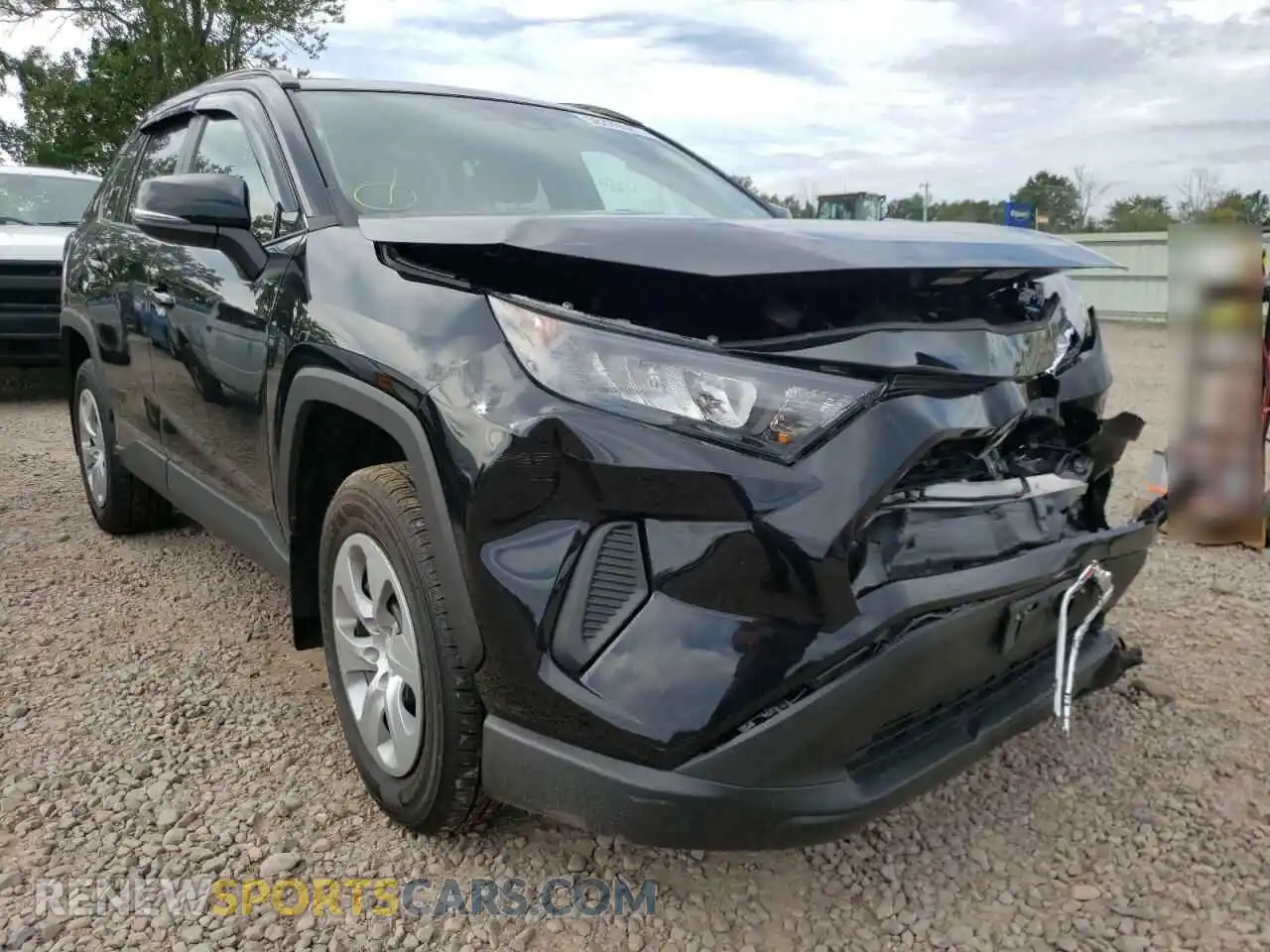 1 Photograph of a damaged car 2T3G1RFV3MC185165 TOYOTA RAV4 2021