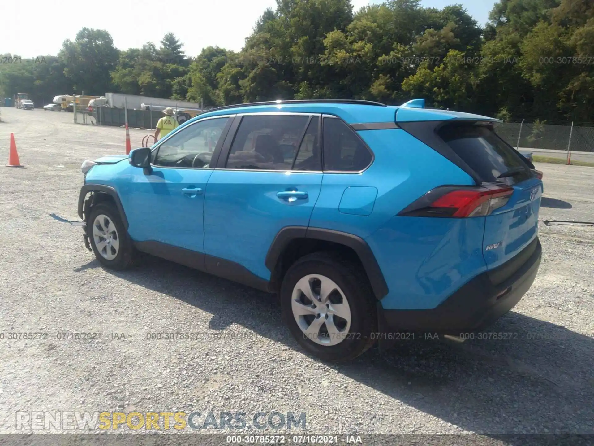 3 Photograph of a damaged car 2T3G1RFV3MW192552 TOYOTA RAV4 2021