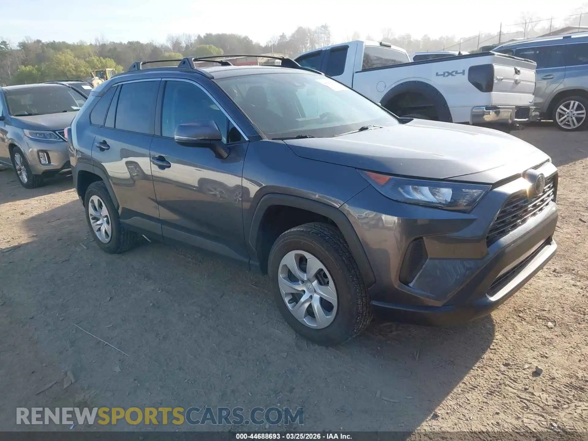 1 Photograph of a damaged car 2T3G1RFV4MC172294 TOYOTA RAV4 2021