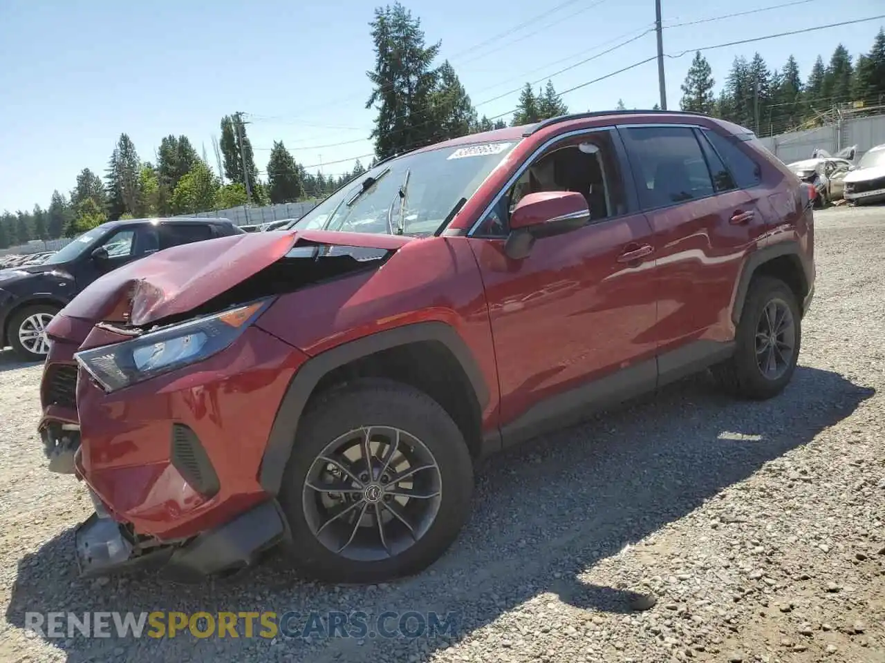 1 Photograph of a damaged car 2T3G1RFV4MW168146 TOYOTA RAV4 2021