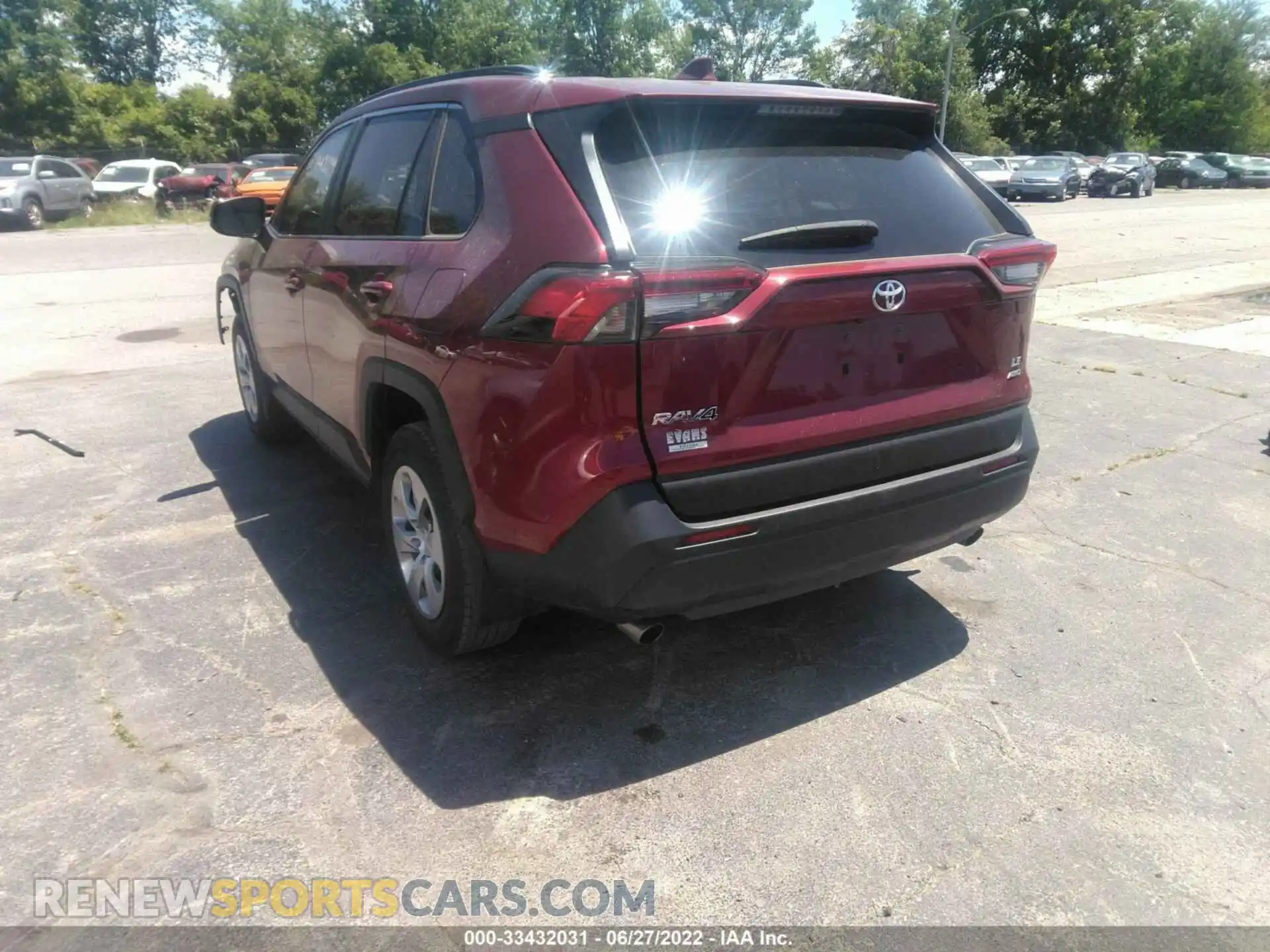 3 Photograph of a damaged car 2T3G1RFV4MW169460 TOYOTA RAV4 2021