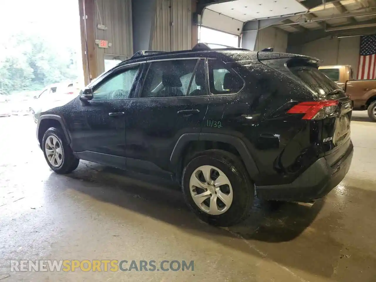 2 fotografías del automóvil dañado 2T3G1RFV5MC172319 TOYOTA RAV4 2021