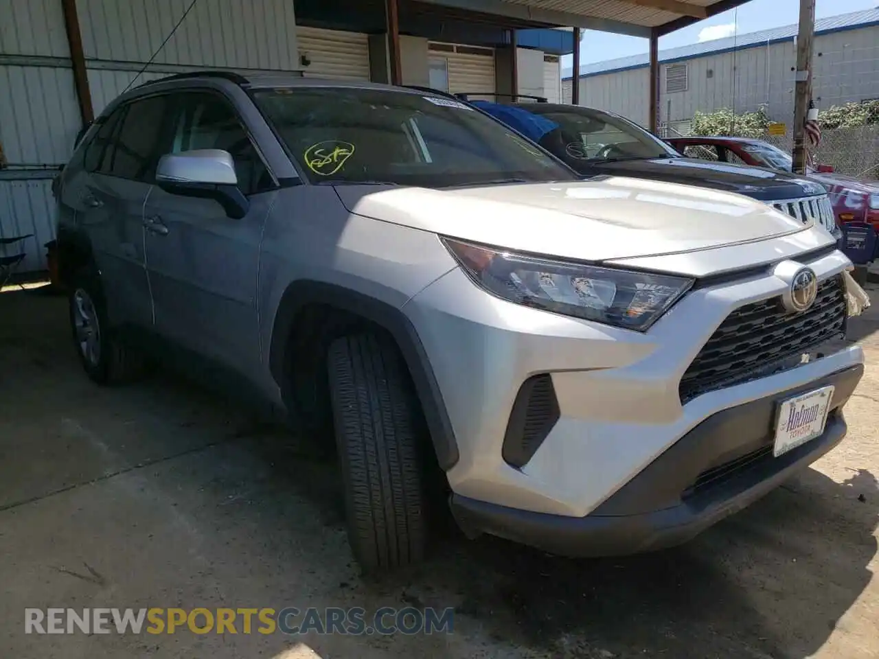 1 Photograph of a damaged car 2T3G1RFV5MC222958 TOYOTA RAV4 2021