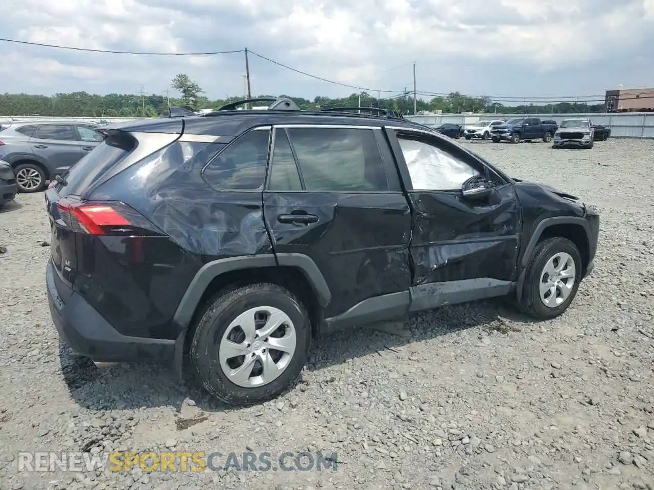 3 Photograph of a damaged car 2T3G1RFV5MW215670 TOYOTA RAV4 2021