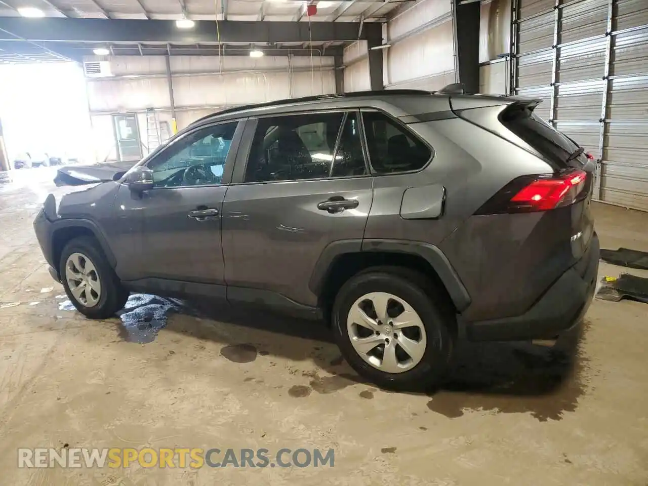 2 Photograph of a damaged car 2T3G1RFV6MC202752 TOYOTA RAV4 2021