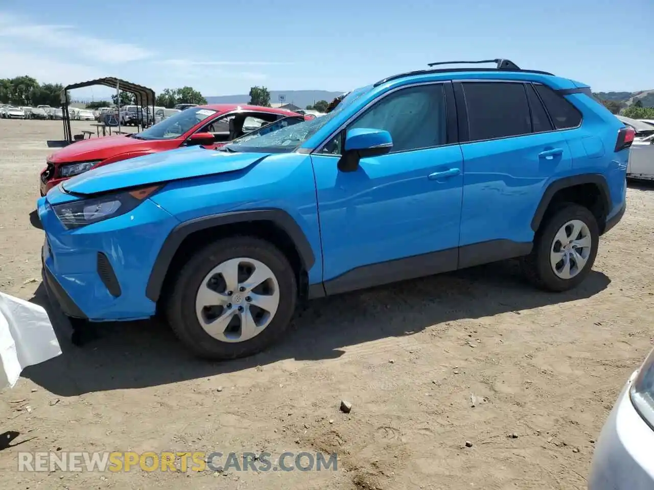 1 Photograph of a damaged car 2T3G1RFV6MW164938 TOYOTA RAV4 2021