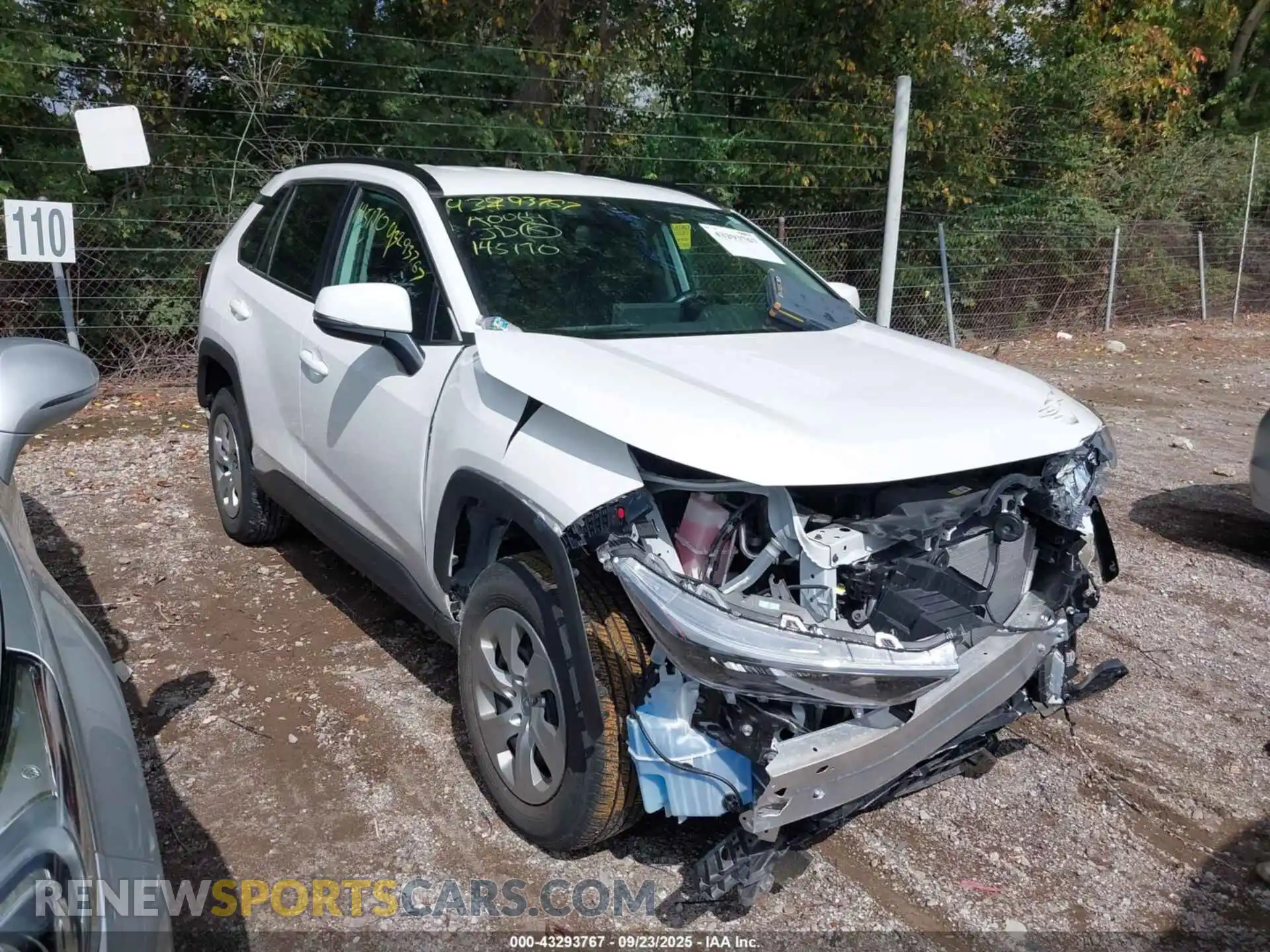 1 Photograph of a damaged car 2T3G1RFV7MW145170 TOYOTA RAV4 2021