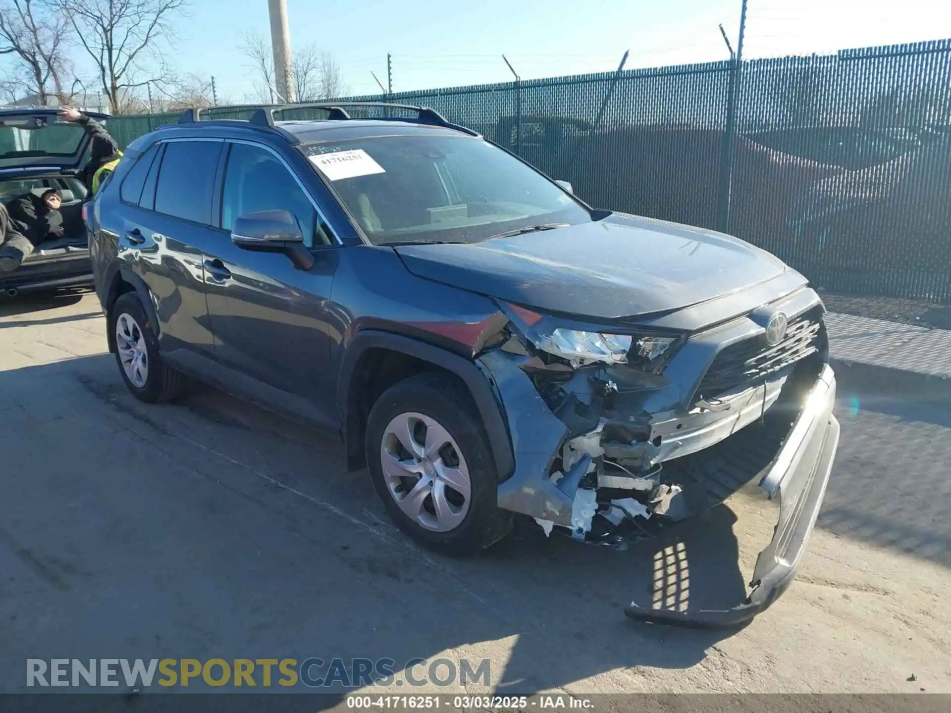1 Photograph of a damaged car 2T3G1RFV8MC163940 TOYOTA RAV4 2021