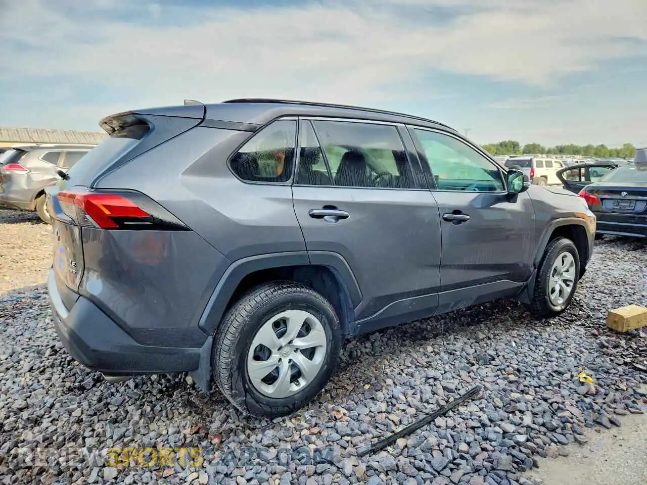 3 Photograph of a damaged car 2T3G1RFV8MC227068 TOYOTA RAV4 2021
