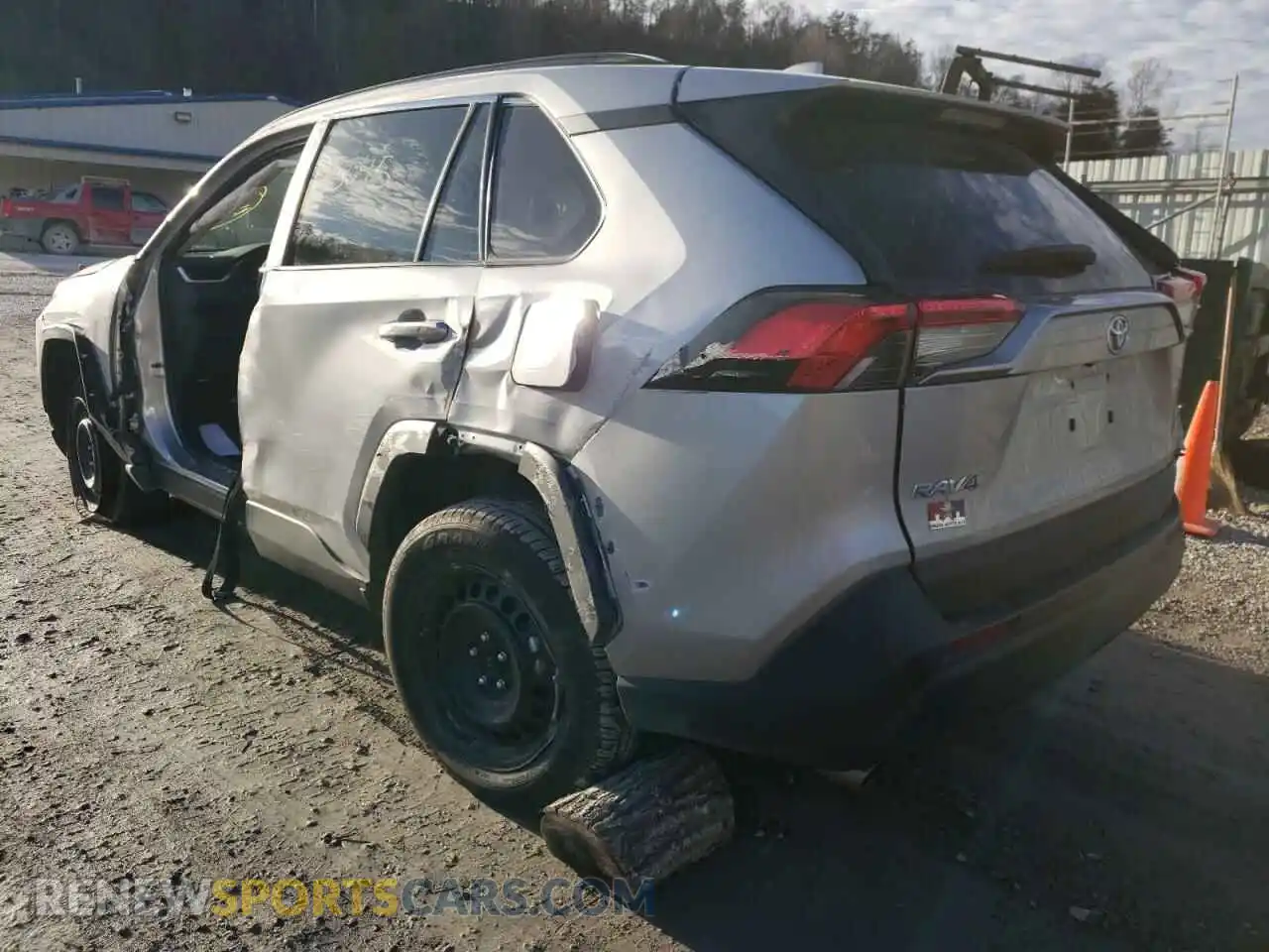 3 Photograph of a damaged car 2T3G1RFV8MW159062 TOYOTA RAV4 2021