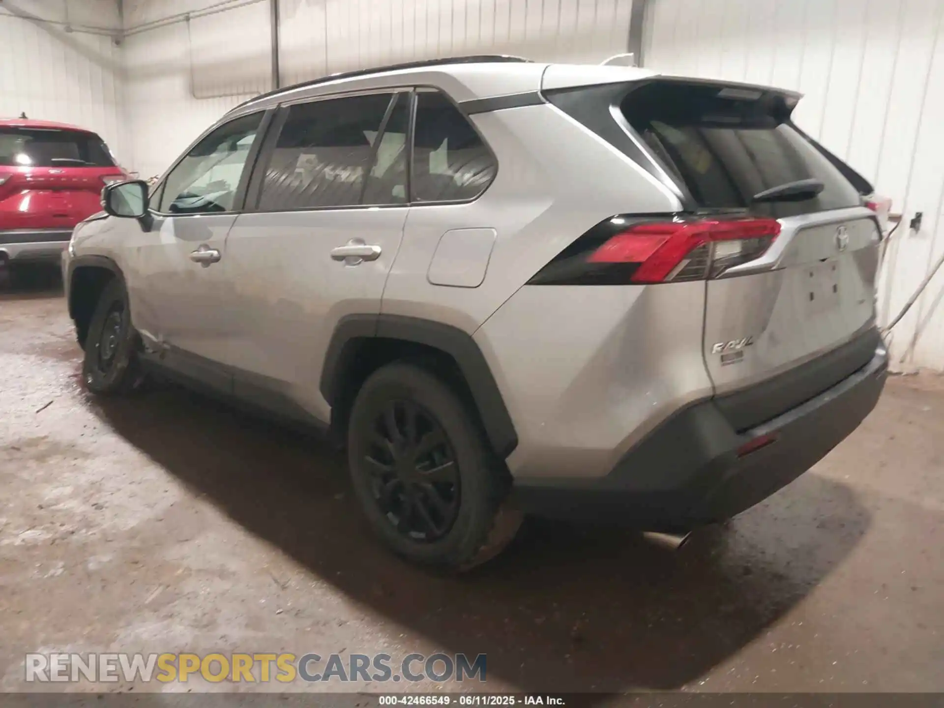 3 Photograph of a damaged car 2T3G1RFV9MC170363 TOYOTA RAV4 2021