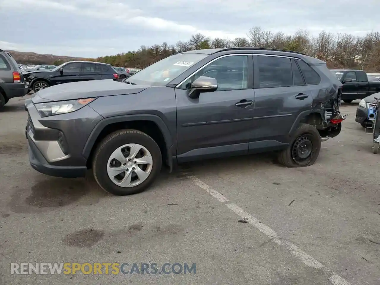 1 Photograph of a damaged car 2T3G1RFV9MC245627 TOYOTA RAV4 2021