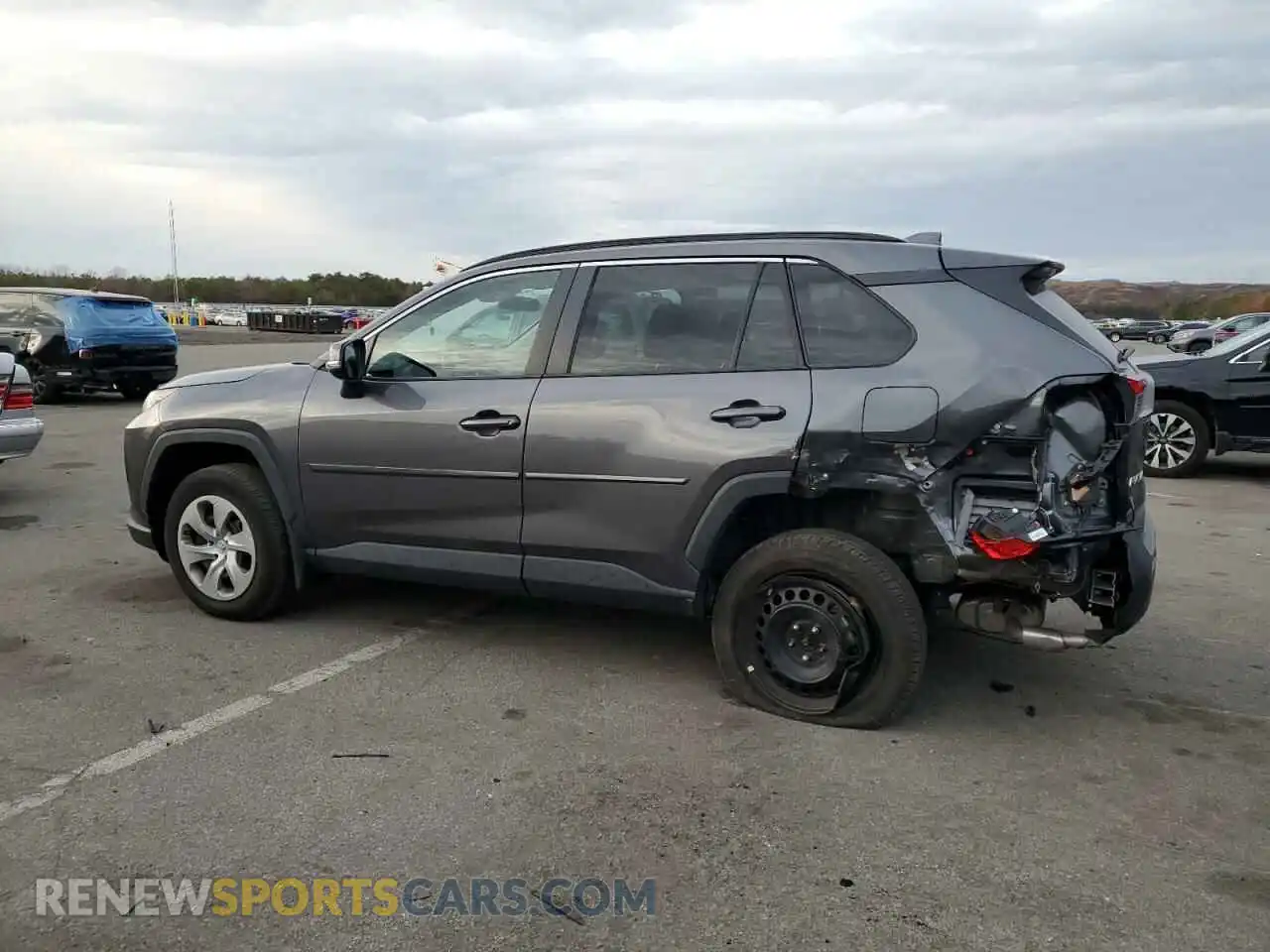 2 Photograph of a damaged car 2T3G1RFV9MC245627 TOYOTA RAV4 2021