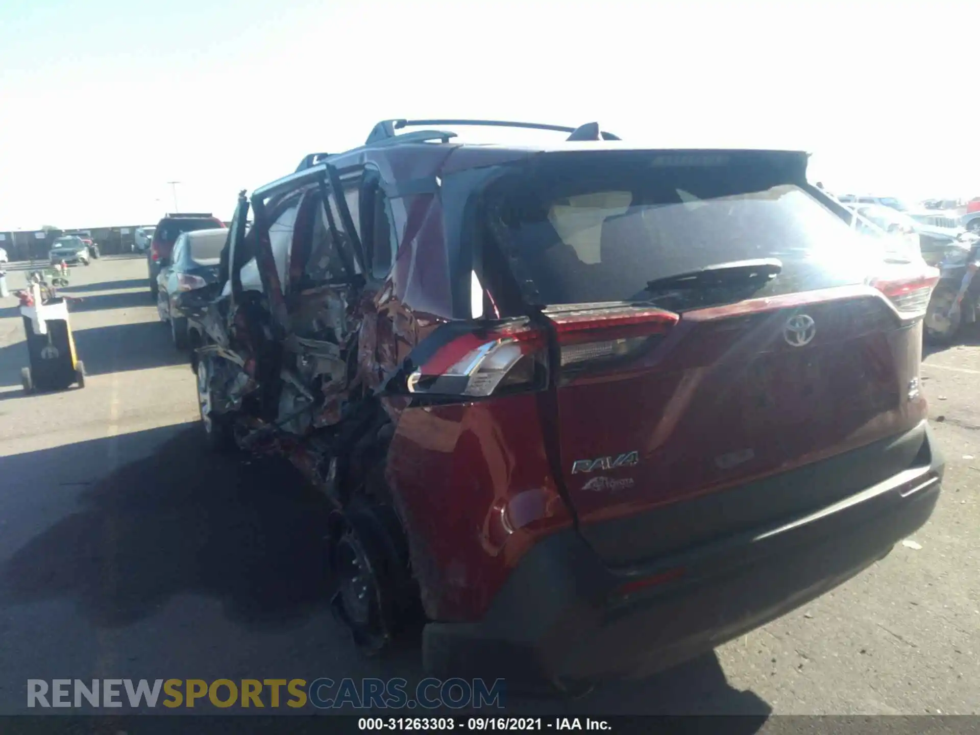3 Photograph of a damaged car 2T3G1RFV9MW166957 TOYOTA RAV4 2021