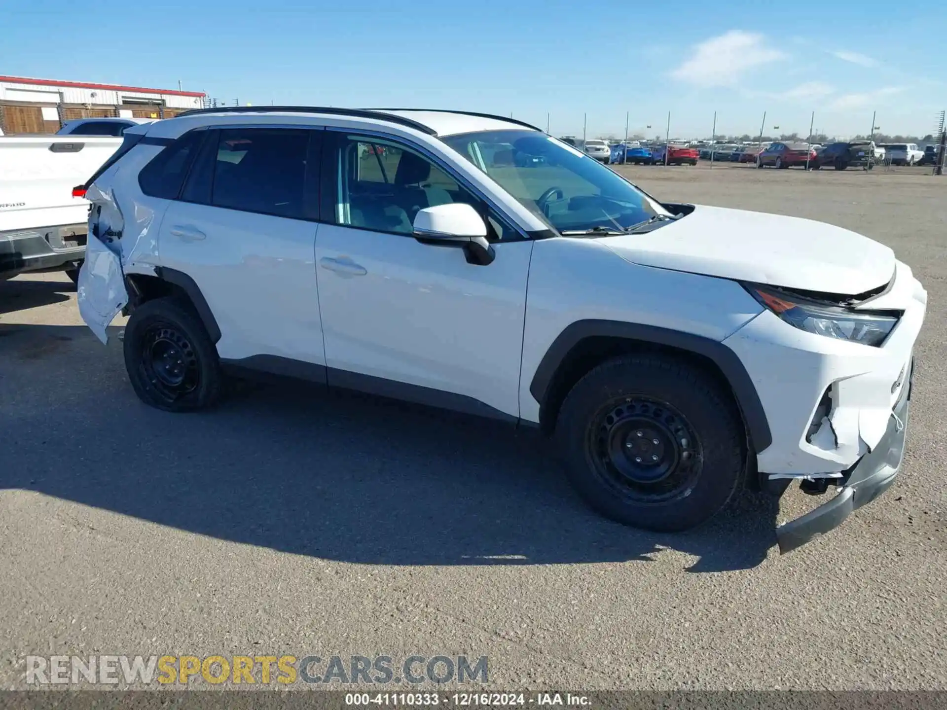 1 Photograph of a damaged car 2T3G1RFVXMC218274 TOYOTA RAV4 2021