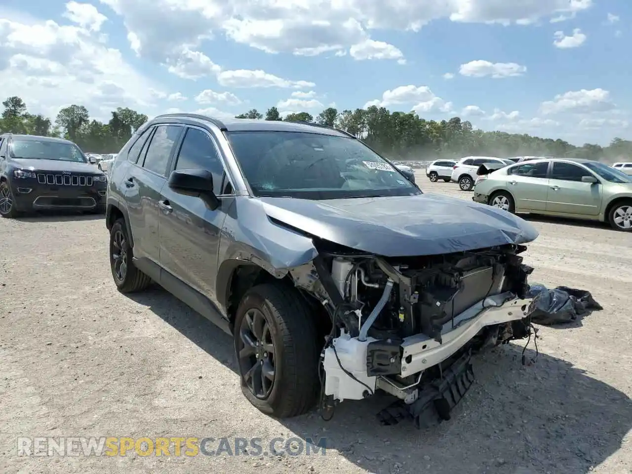 1 Photograph of a damaged car 2T3H1RFV0MC118446 TOYOTA RAV4 2021
