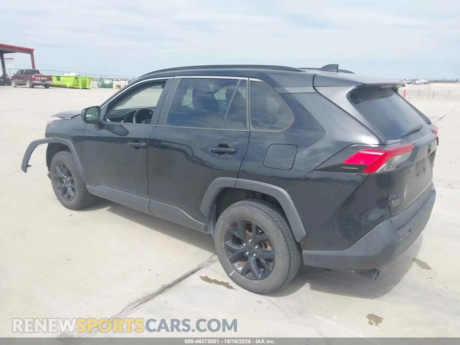 3 Photograph of a damaged car 2T3H1RFV0MC135666 TOYOTA RAV4 2021