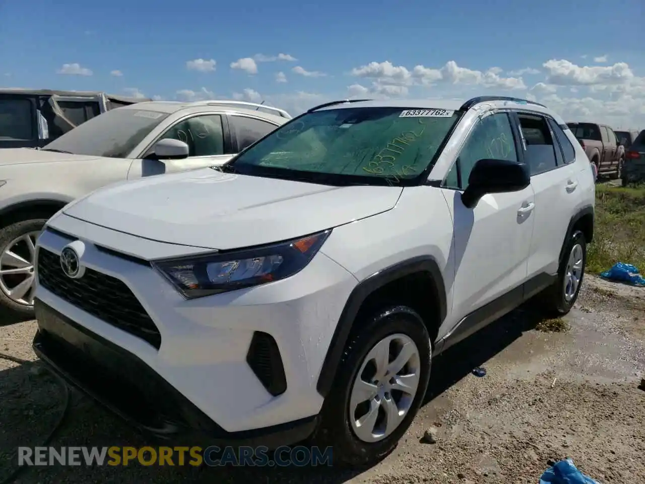 2 Photograph of a damaged car 2T3H1RFV0MC172457 TOYOTA RAV4 2021