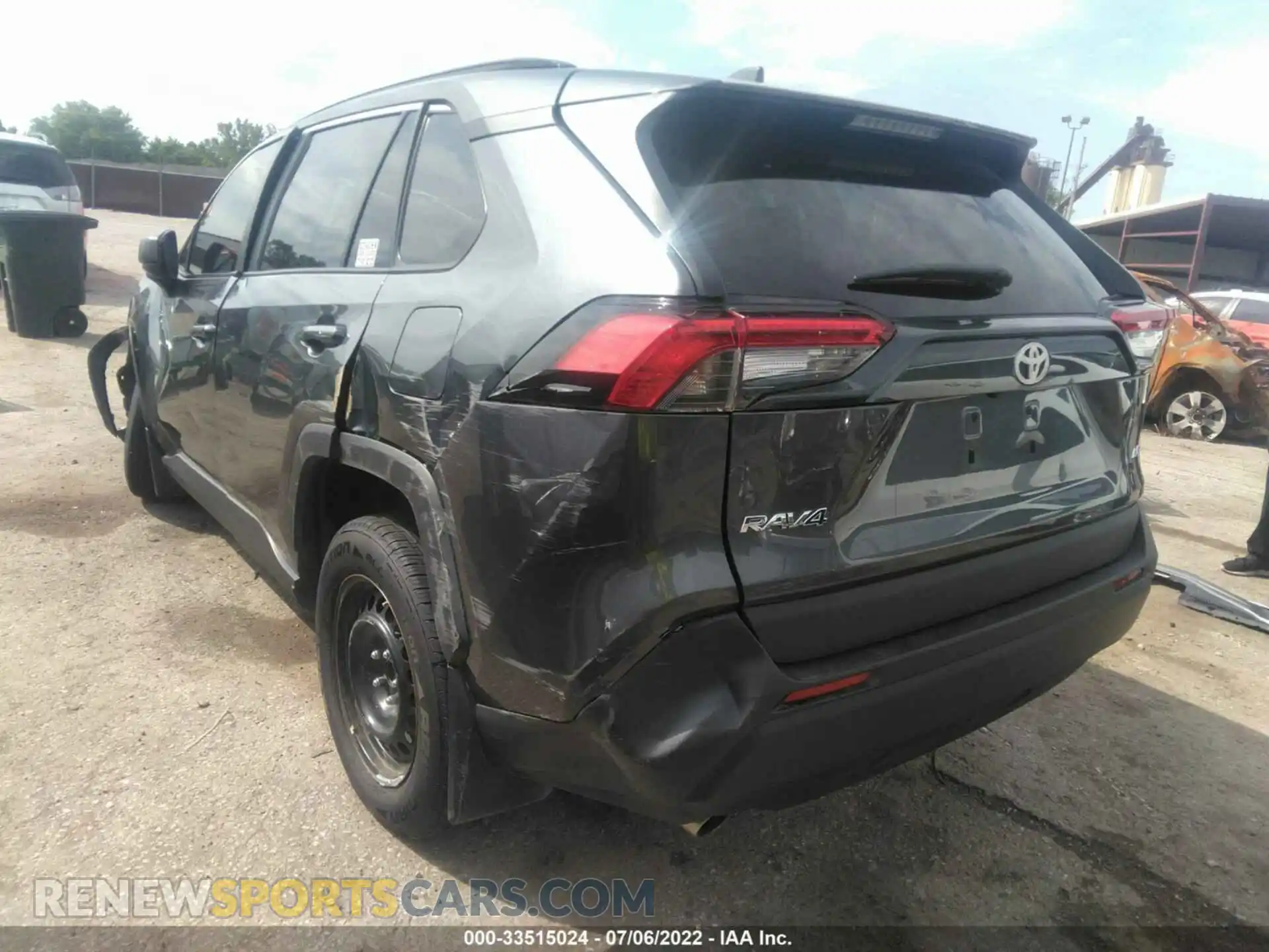 3 Фотография поврежденного автомобиля 2T3H1RFV1MC100926 TOYOTA RAV4 2021