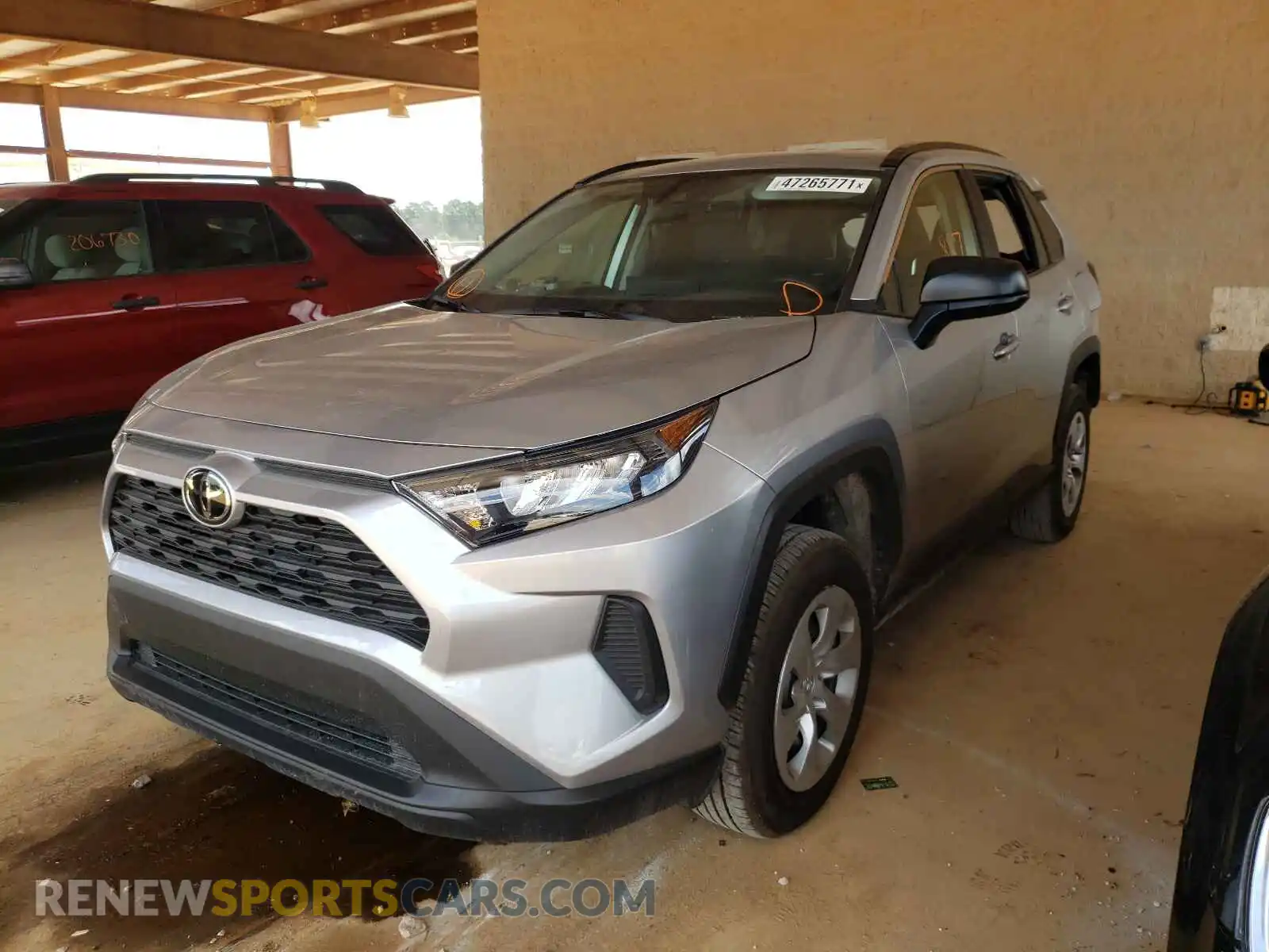 2 Photograph of a damaged car 2T3H1RFV1MC132565 TOYOTA RAV4 2021
