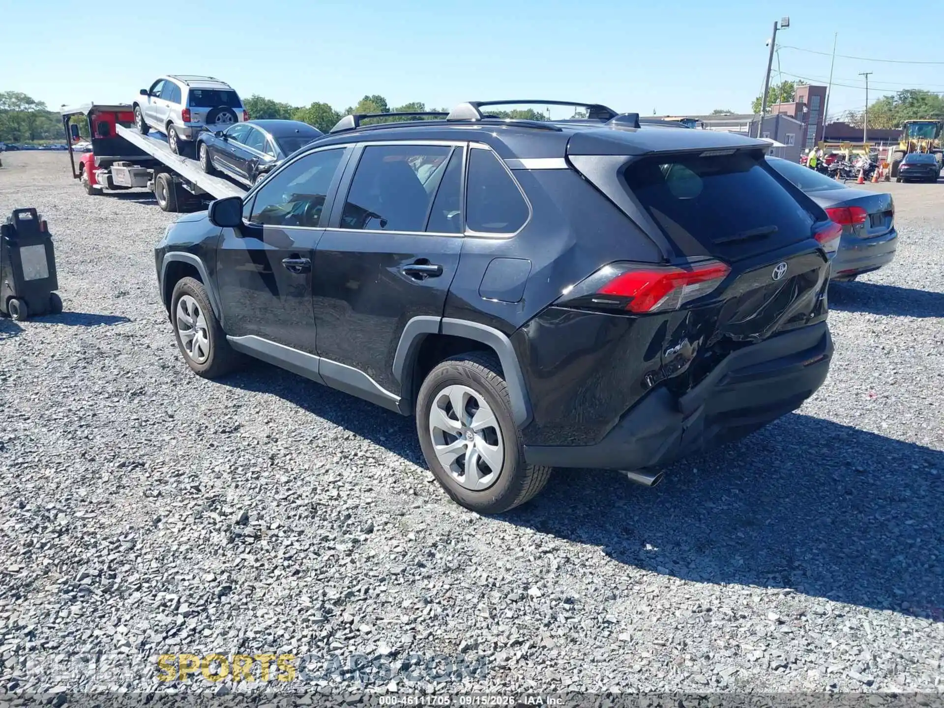 3 Photograph of a damaged car 2T3H1RFV1MC141539 TOYOTA RAV4 2021