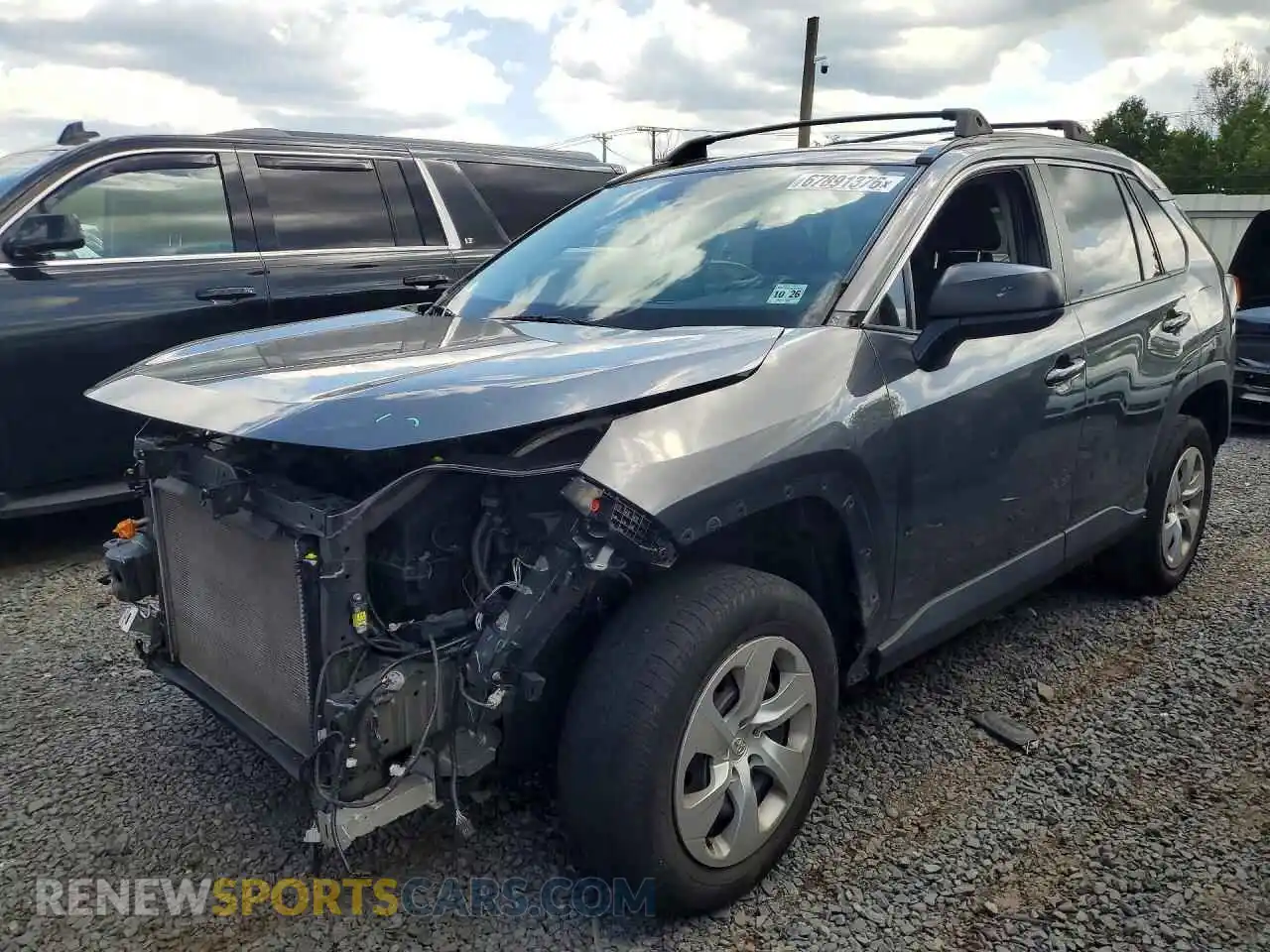 1 Photograph of a damaged car 2T3H1RFV1MC146417 TOYOTA RAV4 2021