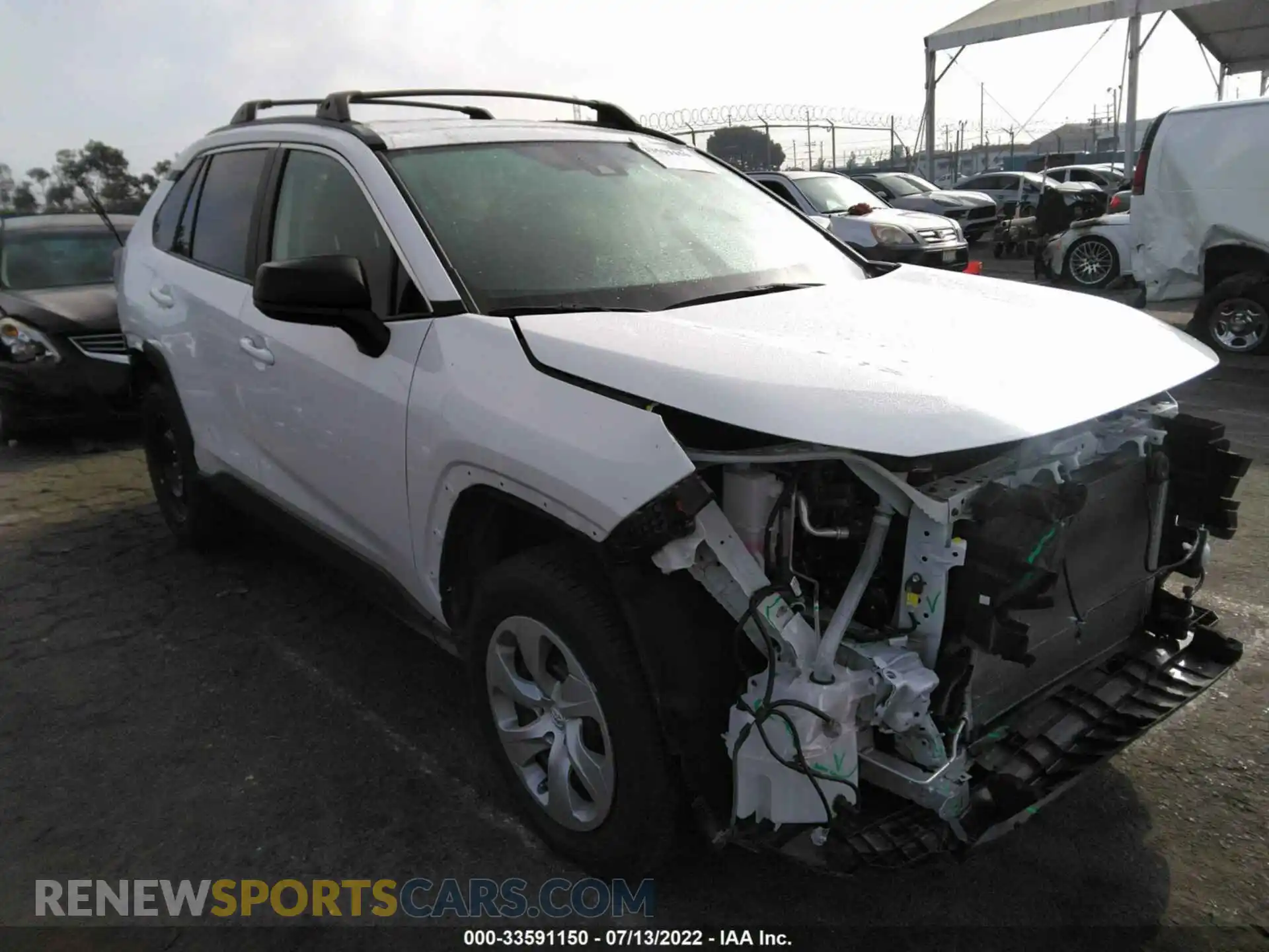 1 Photograph of a damaged car 2T3H1RFV1MC167137 TOYOTA RAV4 2021
