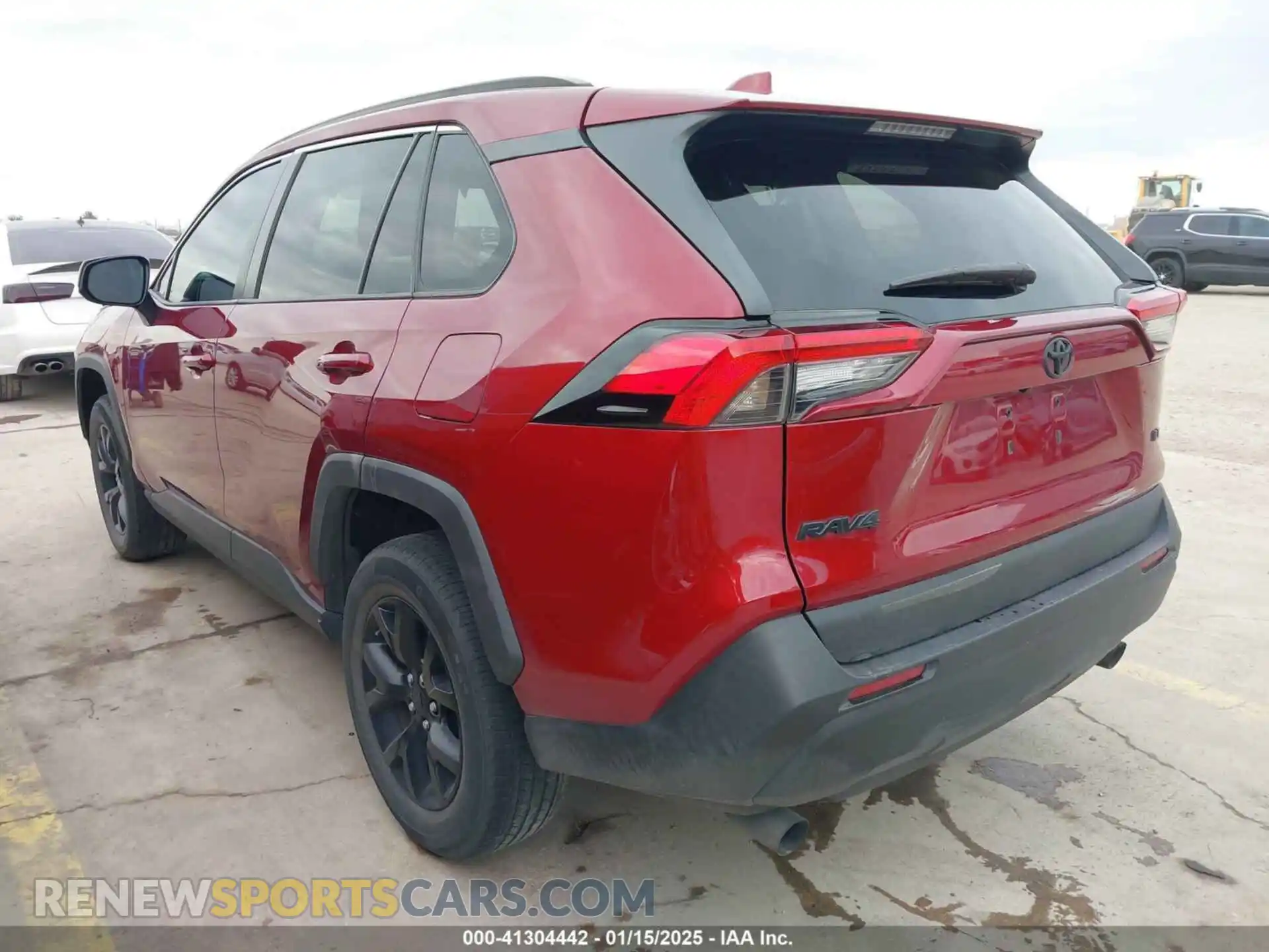 3 Photograph of a damaged car 2T3H1RFV1MW134413 TOYOTA RAV4 2021