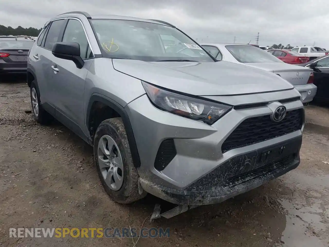 1 Photograph of a damaged car 2T3H1RFV1MW136226 TOYOTA RAV4 2021