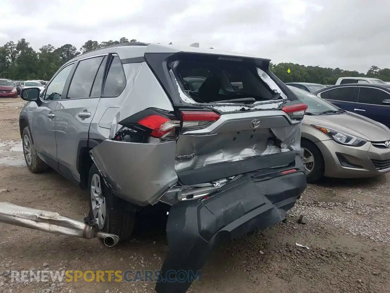 3 Photograph of a damaged car 2T3H1RFV1MW136226 TOYOTA RAV4 2021