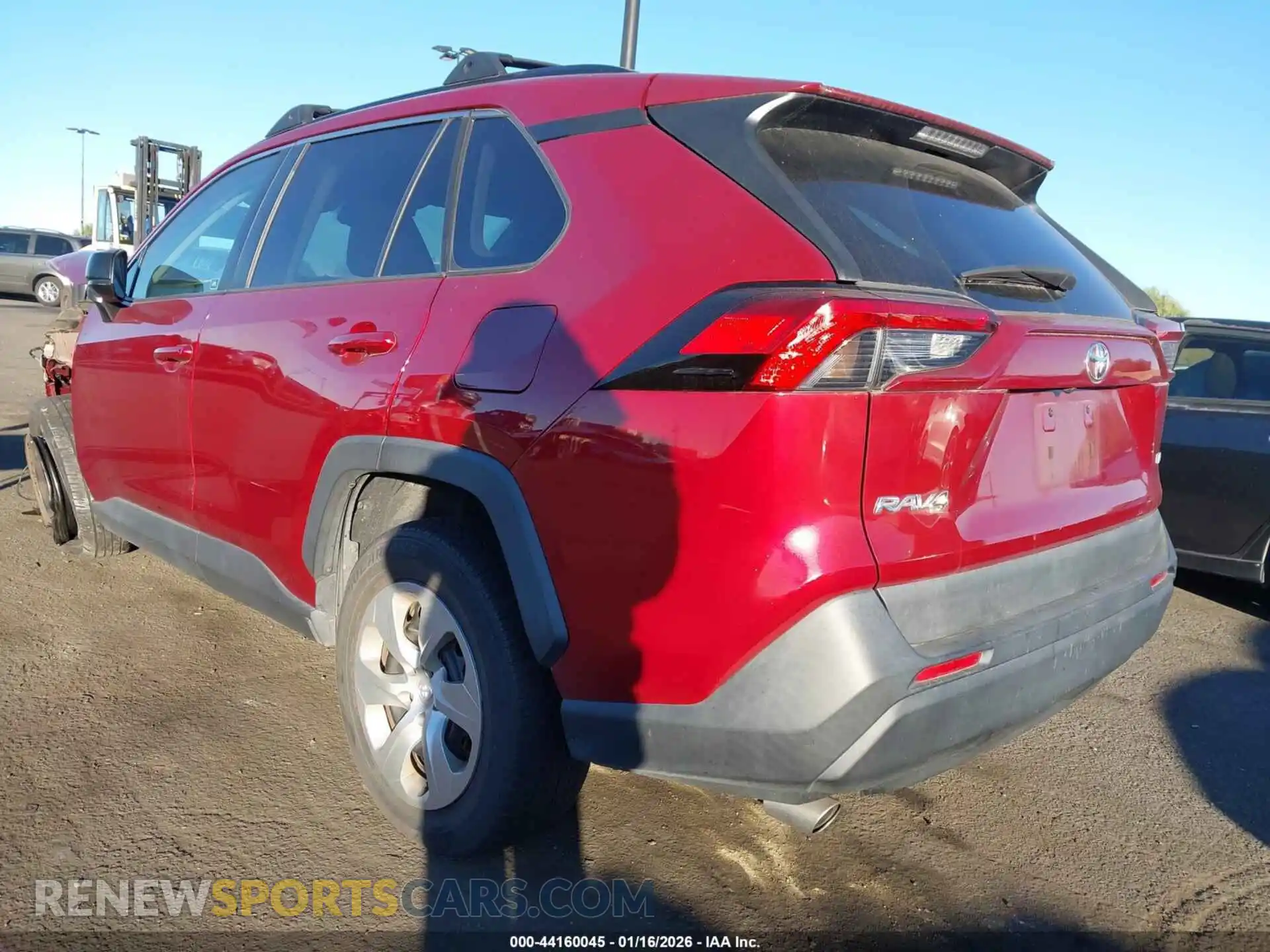 3 Photograph of a damaged car 2T3H1RFV1MW140132 TOYOTA RAV4 2021